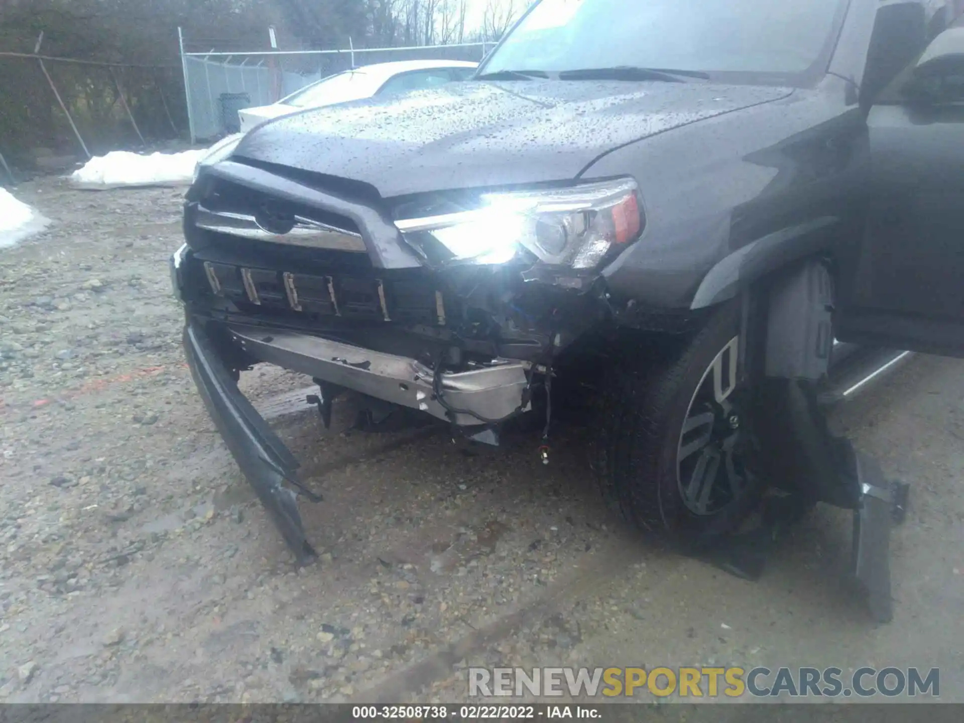 6 Photograph of a damaged car JTEBU5JR7L5832705 TOYOTA 4RUNNER 2020