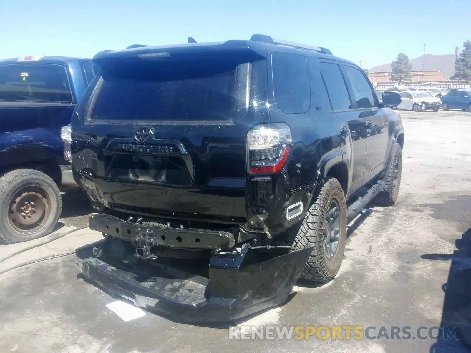 4 Фотография поврежденного автомобиля JTEBU5JR8L5738414 TOYOTA 4RUNNER 2020