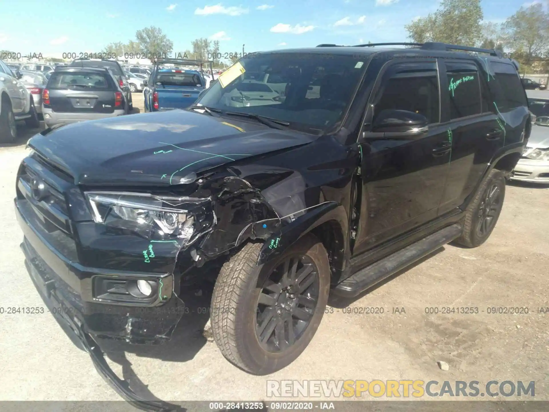 2 Photograph of a damaged car JTEBU5JR8L5740728 TOYOTA 4RUNNER 2020