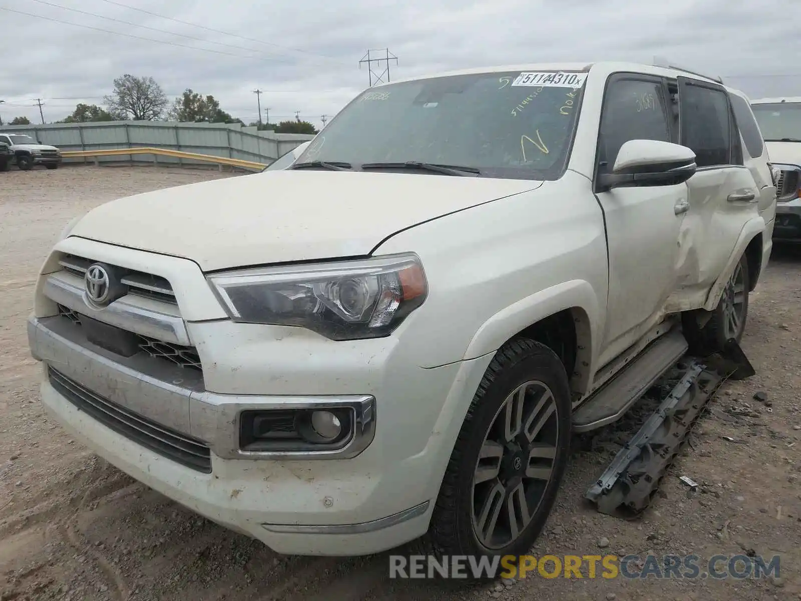 2 Photograph of a damaged car JTEBU5JR8L5745086 TOYOTA 4RUNNER 2020