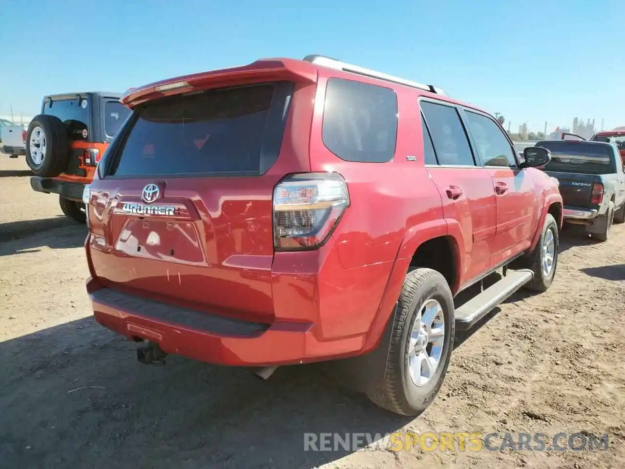 4 Фотография поврежденного автомобиля JTEBU5JR8L5748263 TOYOTA 4RUNNER 2020