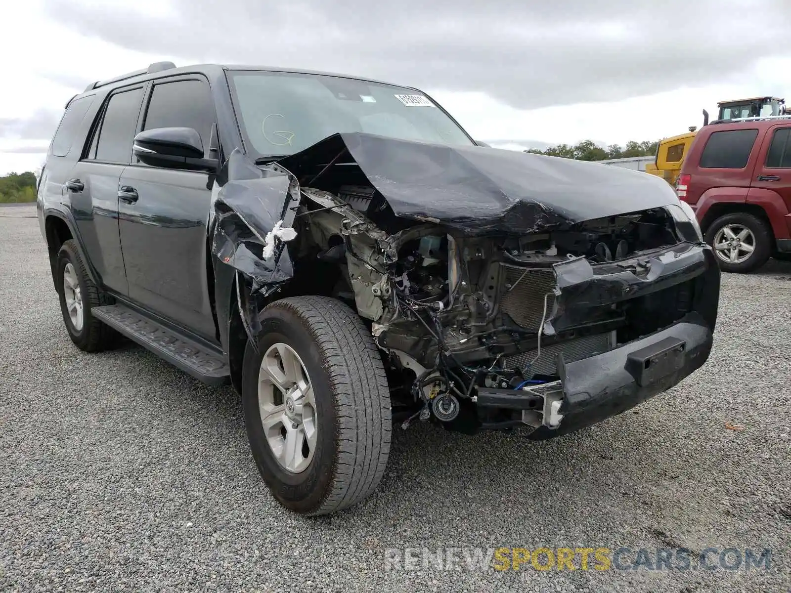 1 Photograph of a damaged car JTEBU5JR8L5750580 TOYOTA 4RUNNER 2020