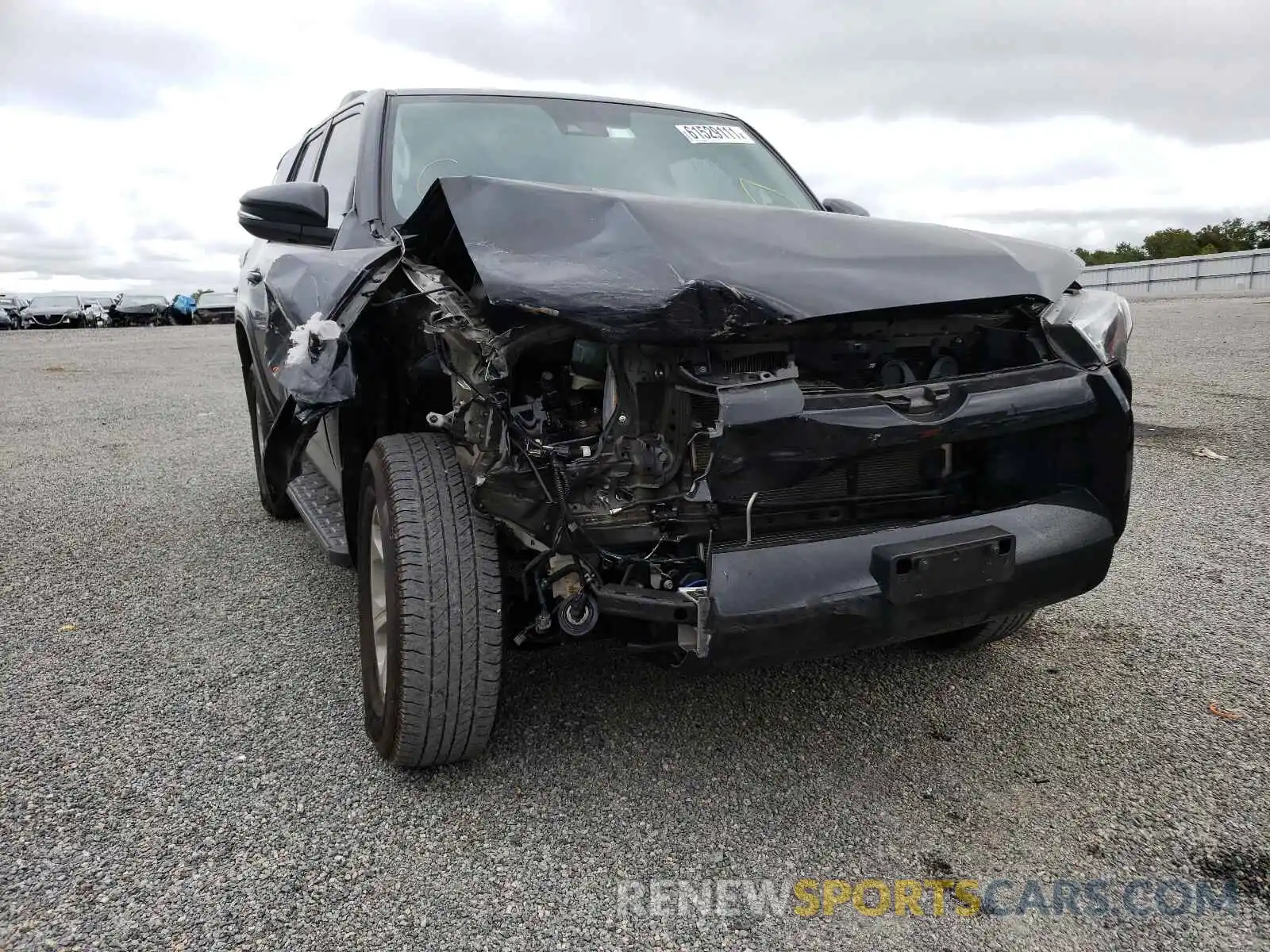 9 Photograph of a damaged car JTEBU5JR8L5750580 TOYOTA 4RUNNER 2020