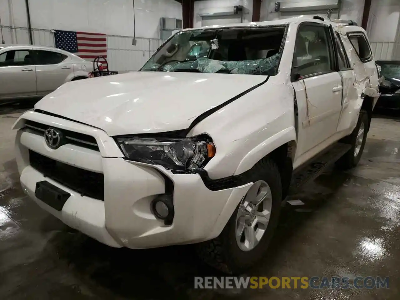 2 Photograph of a damaged car JTEBU5JR8L5750692 TOYOTA 4RUNNER 2020