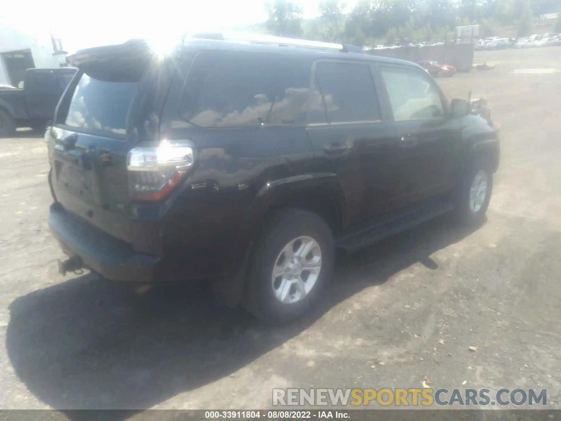 4 Фотография поврежденного автомобиля JTEBU5JR8L5753849 TOYOTA 4RUNNER 2020