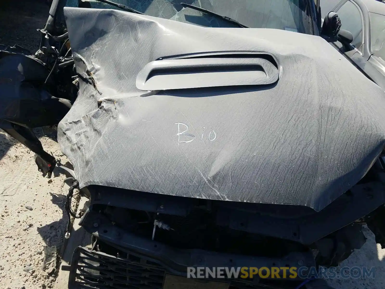 7 Photograph of a damaged car JTEBU5JR8L5755424 TOYOTA 4RUNNER 2020