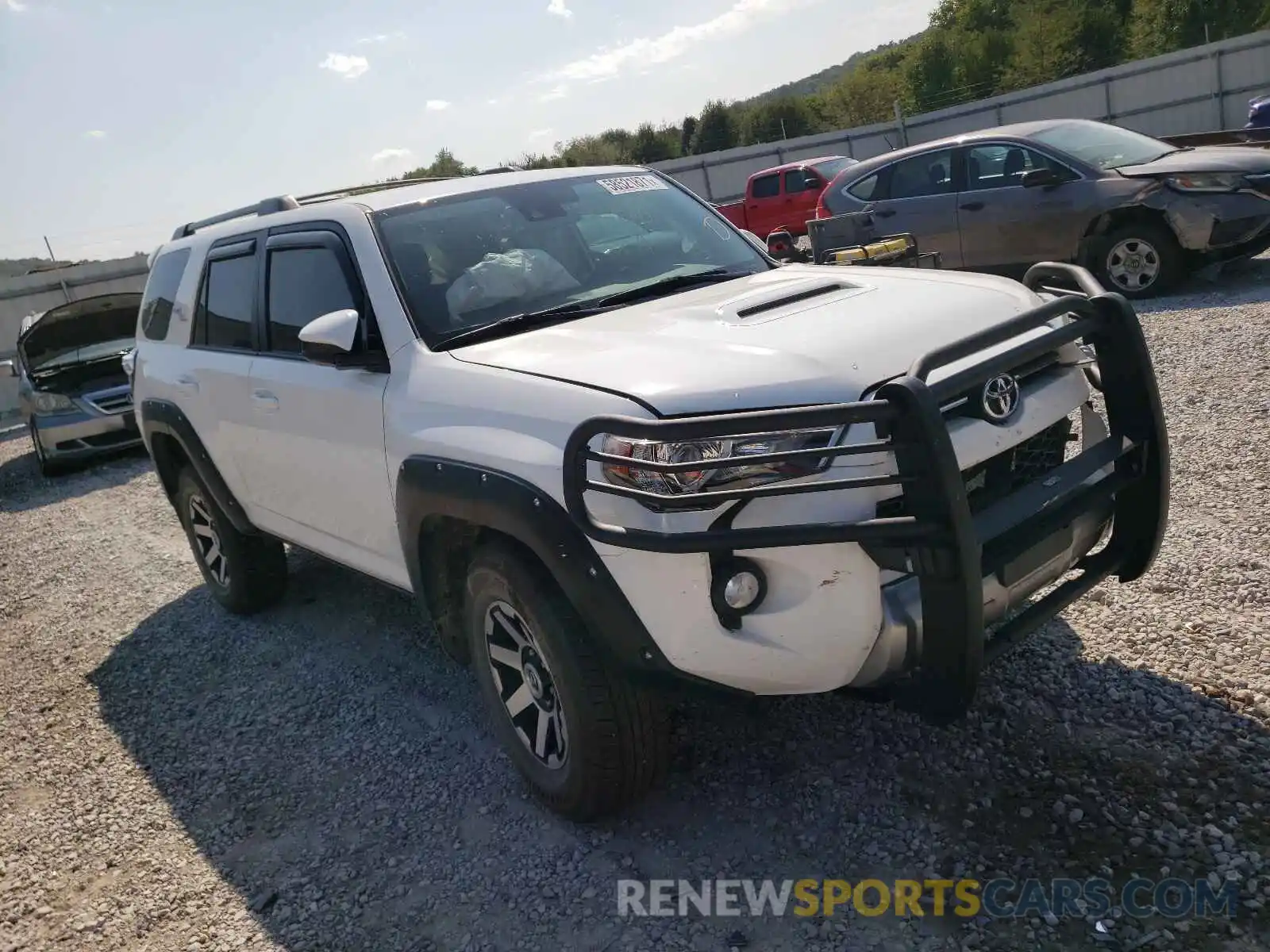 1 Photograph of a damaged car JTEBU5JR8L5774278 TOYOTA 4RUNNER 2020