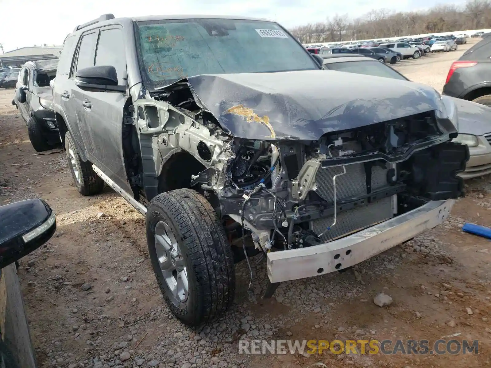 1 Photograph of a damaged car JTEBU5JR8L5776984 TOYOTA 4RUNNER 2020