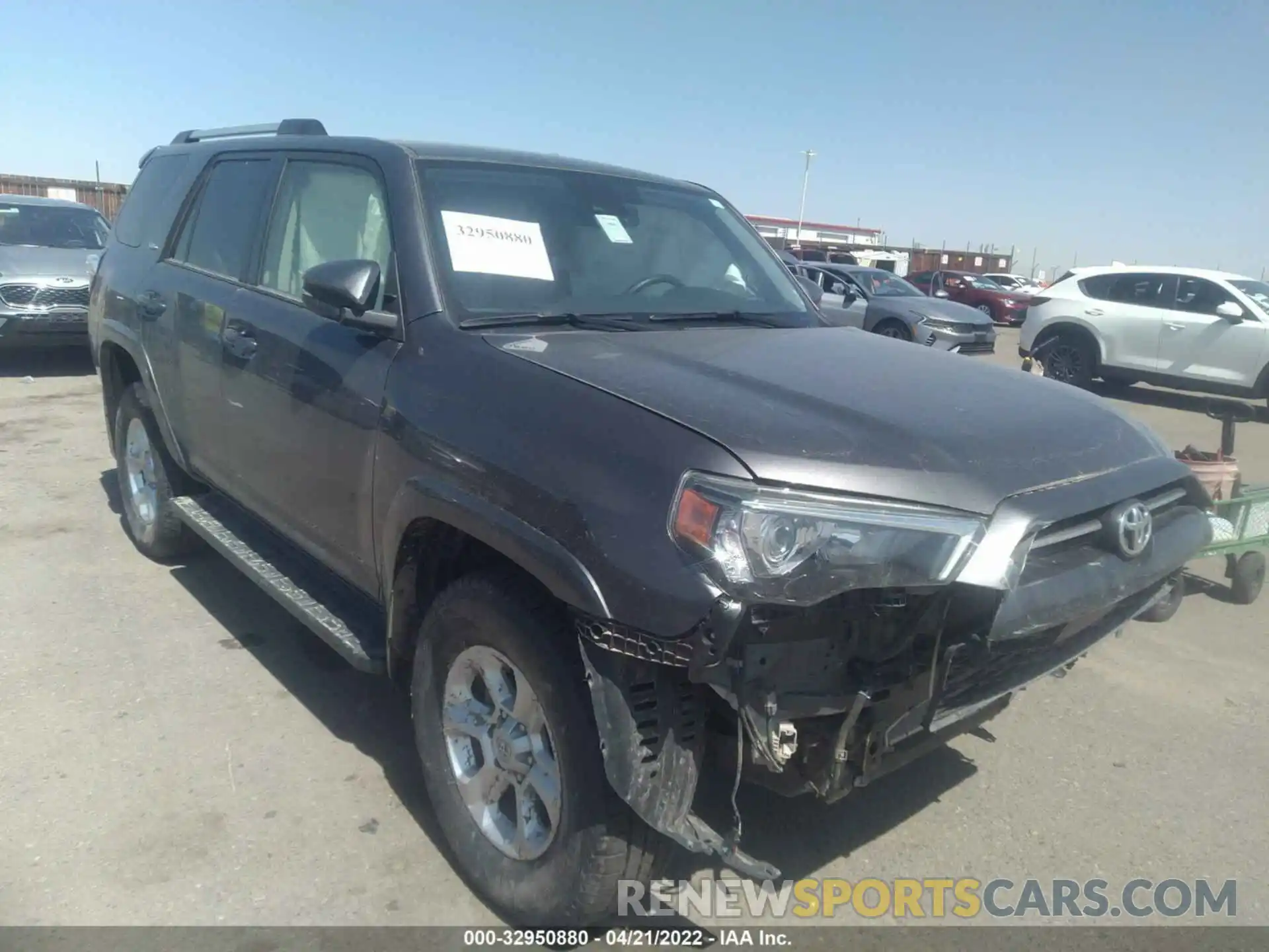 1 Photograph of a damaged car JTEBU5JR8L5777777 TOYOTA 4RUNNER 2020