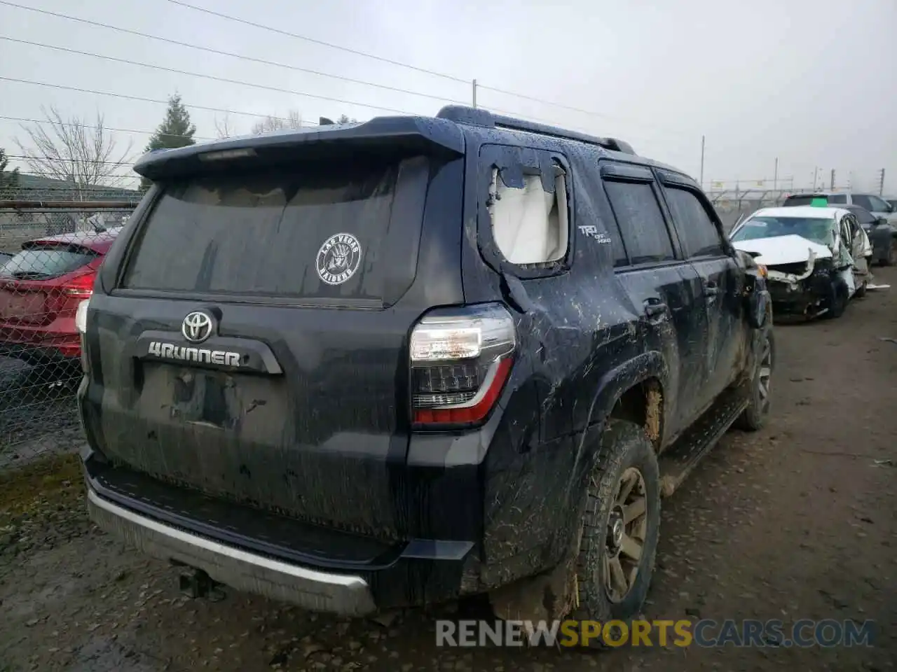 4 Фотография поврежденного автомобиля JTEBU5JR8L5779304 TOYOTA 4RUNNER 2020