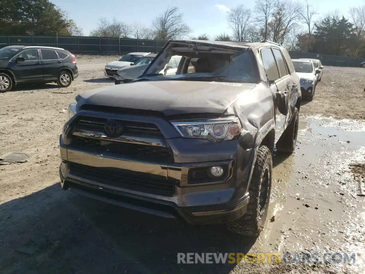 2 Photograph of a damaged car JTEBU5JR8L5784647 TOYOTA 4RUNNER 2020