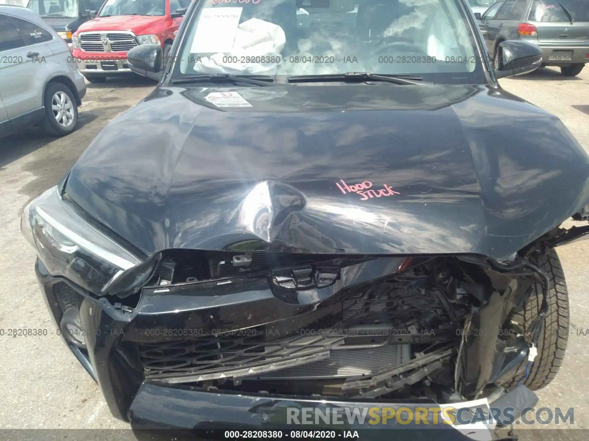 10 Photograph of a damaged car JTEBU5JR8L5789203 TOYOTA 4RUNNER 2020