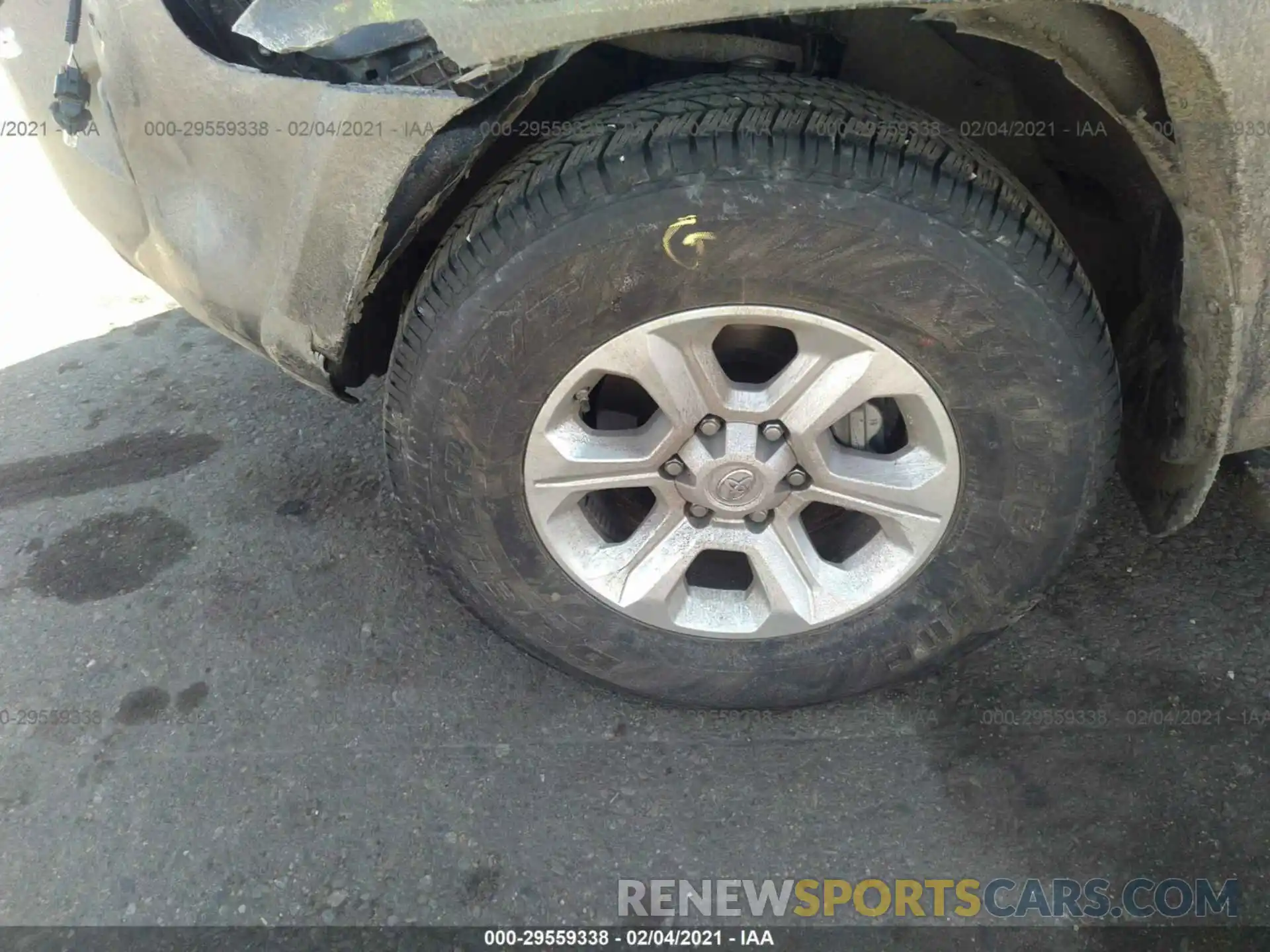 12 Photograph of a damaged car JTEBU5JR8L5790707 TOYOTA 4RUNNER 2020