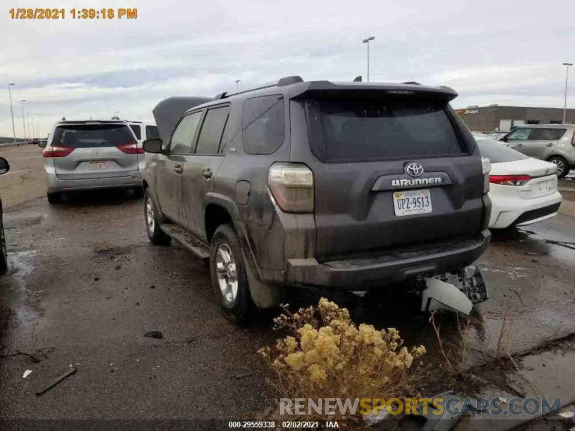 16 Photograph of a damaged car JTEBU5JR8L5790707 TOYOTA 4RUNNER 2020