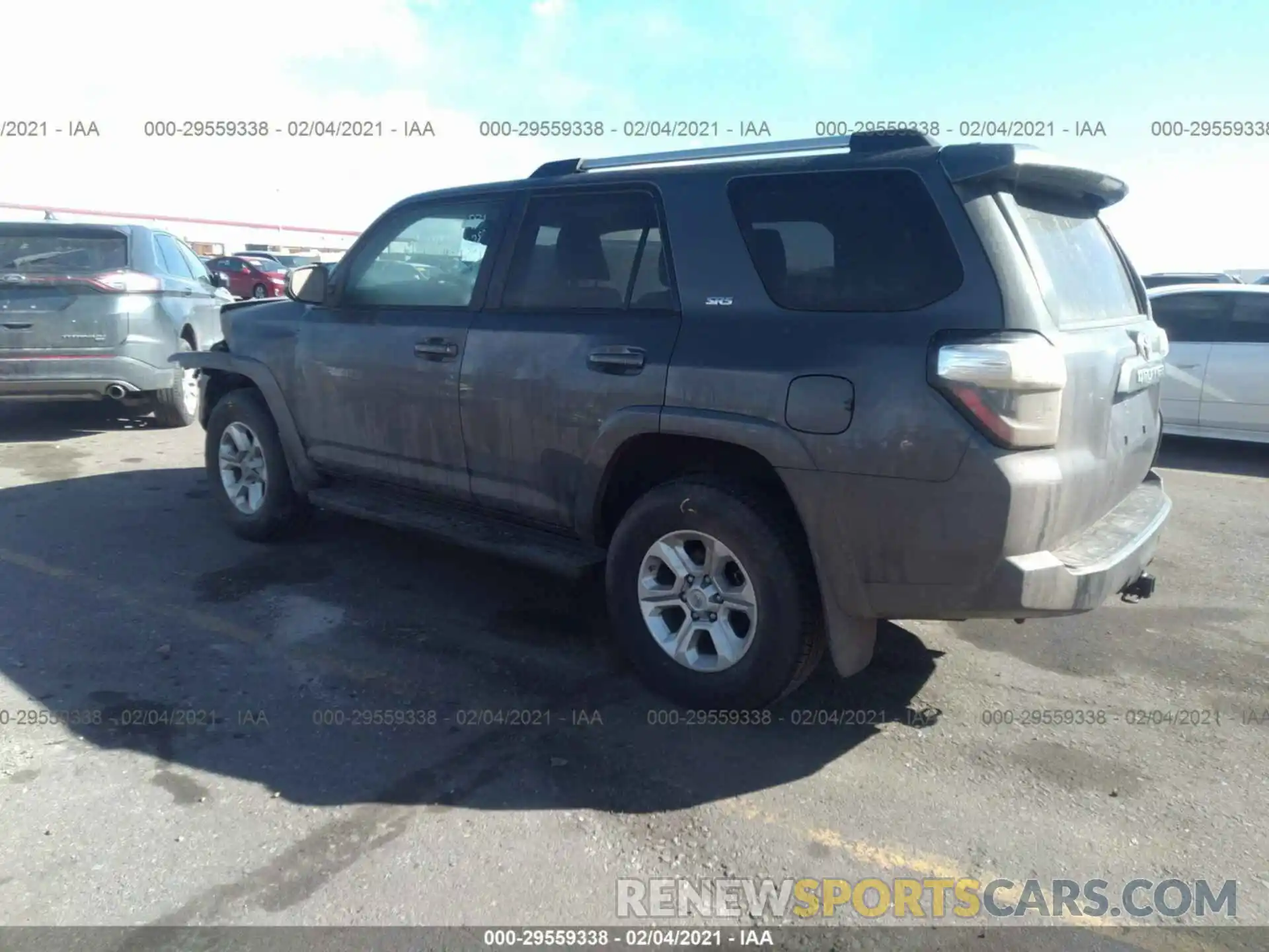 3 Photograph of a damaged car JTEBU5JR8L5790707 TOYOTA 4RUNNER 2020