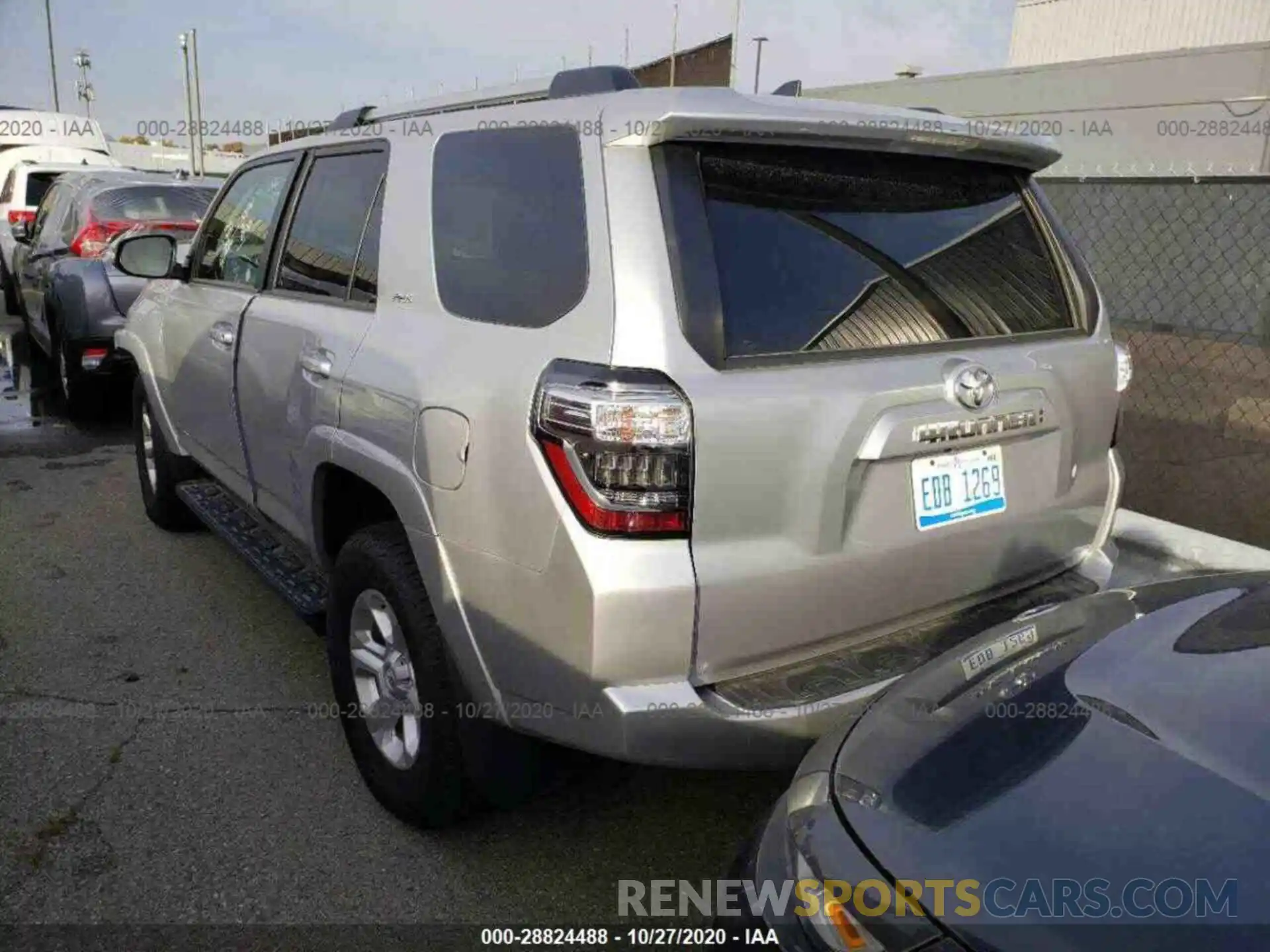 16 Photograph of a damaged car JTEBU5JR8L5794918 TOYOTA 4RUNNER 2020