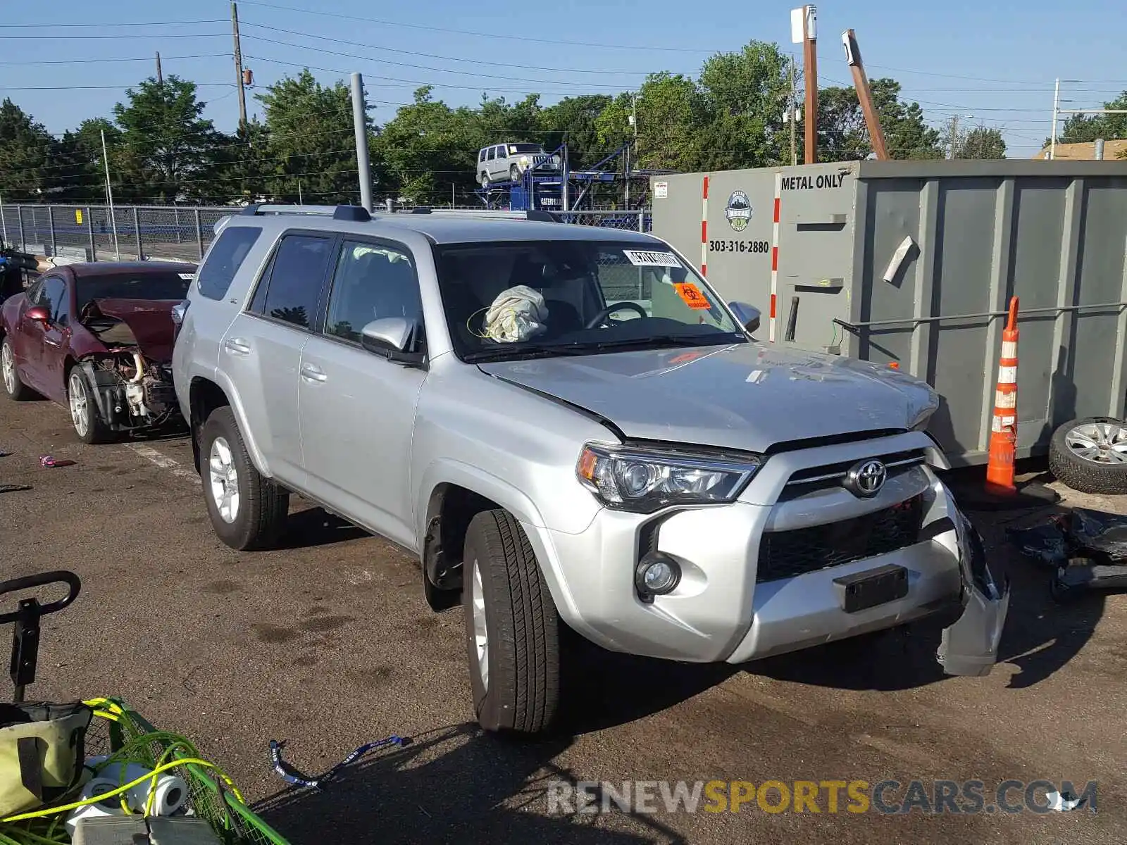 1 Photograph of a damaged car JTEBU5JR8L5795616 TOYOTA 4RUNNER 2020