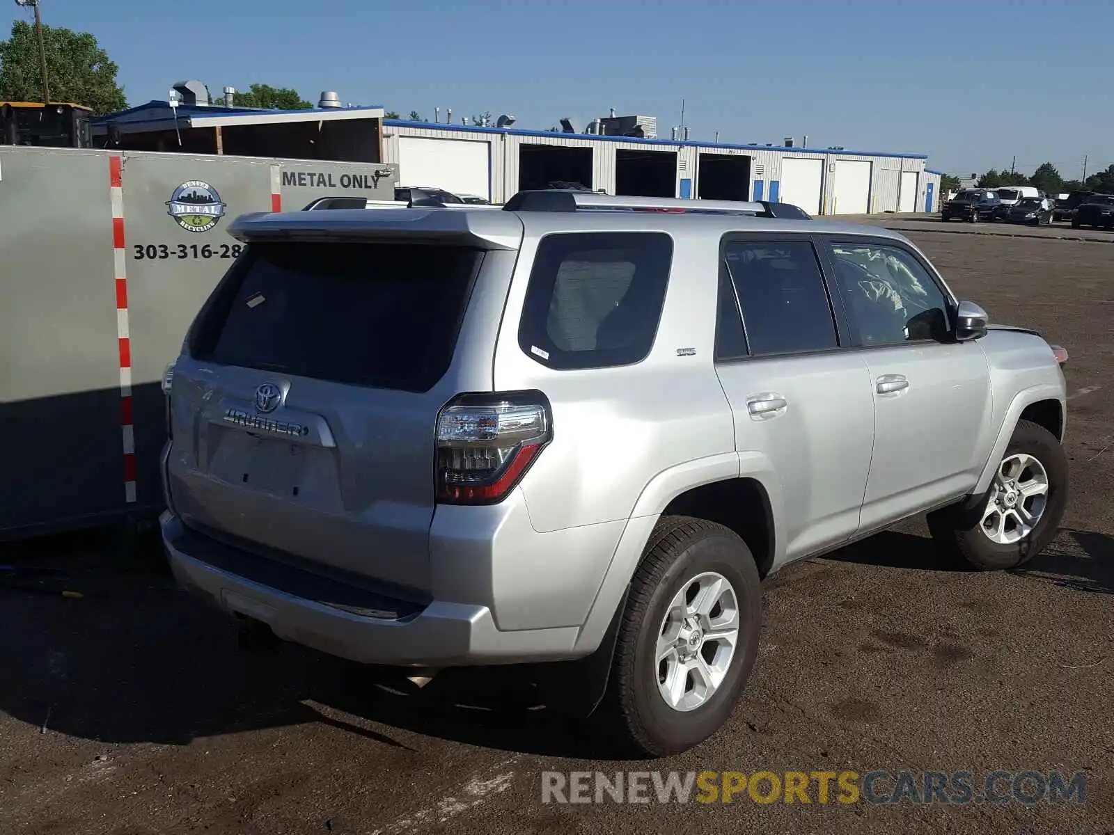 4 Фотография поврежденного автомобиля JTEBU5JR8L5795616 TOYOTA 4RUNNER 2020