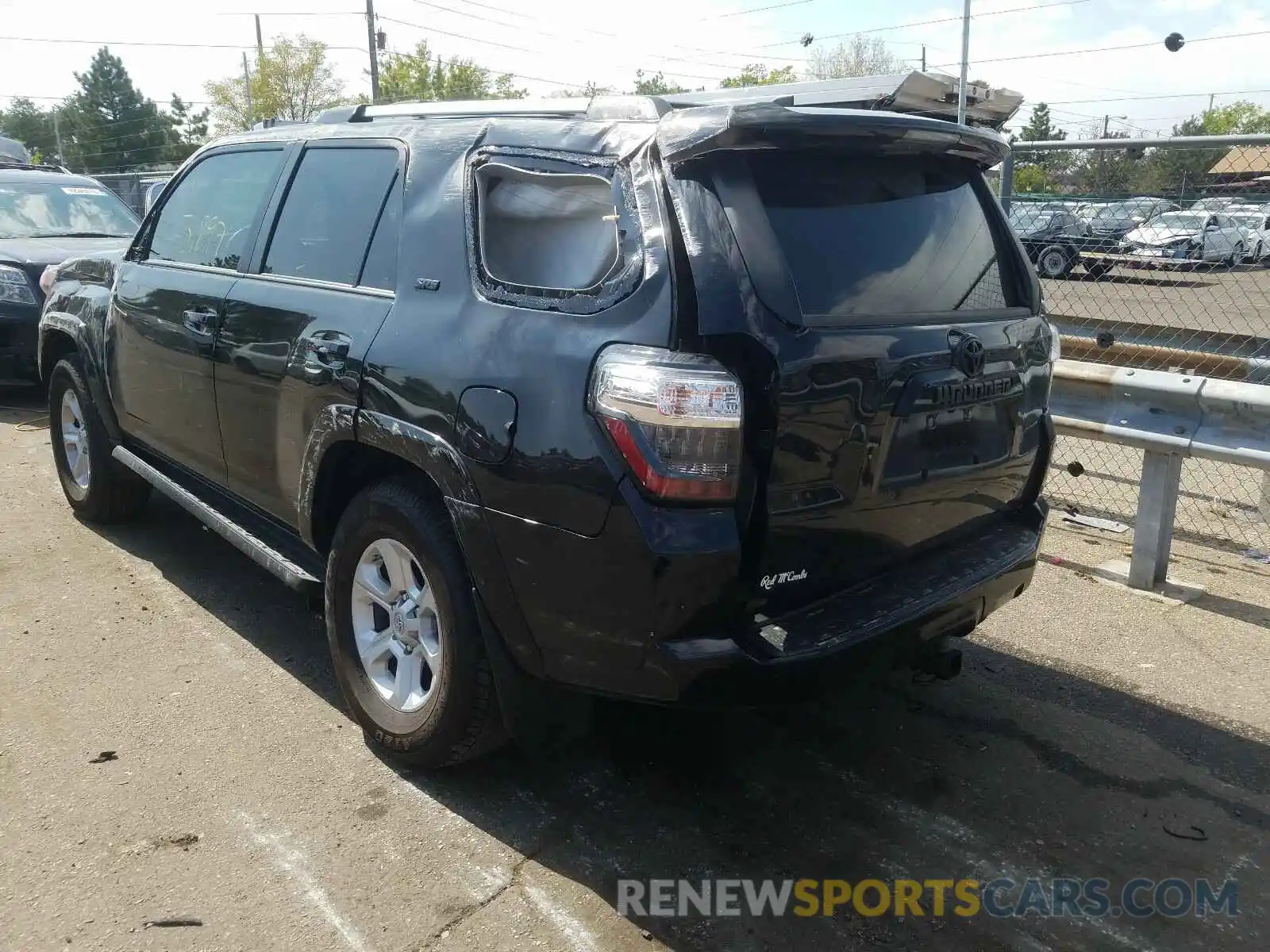 3 Photograph of a damaged car JTEBU5JR8L5804525 TOYOTA 4RUNNER 2020