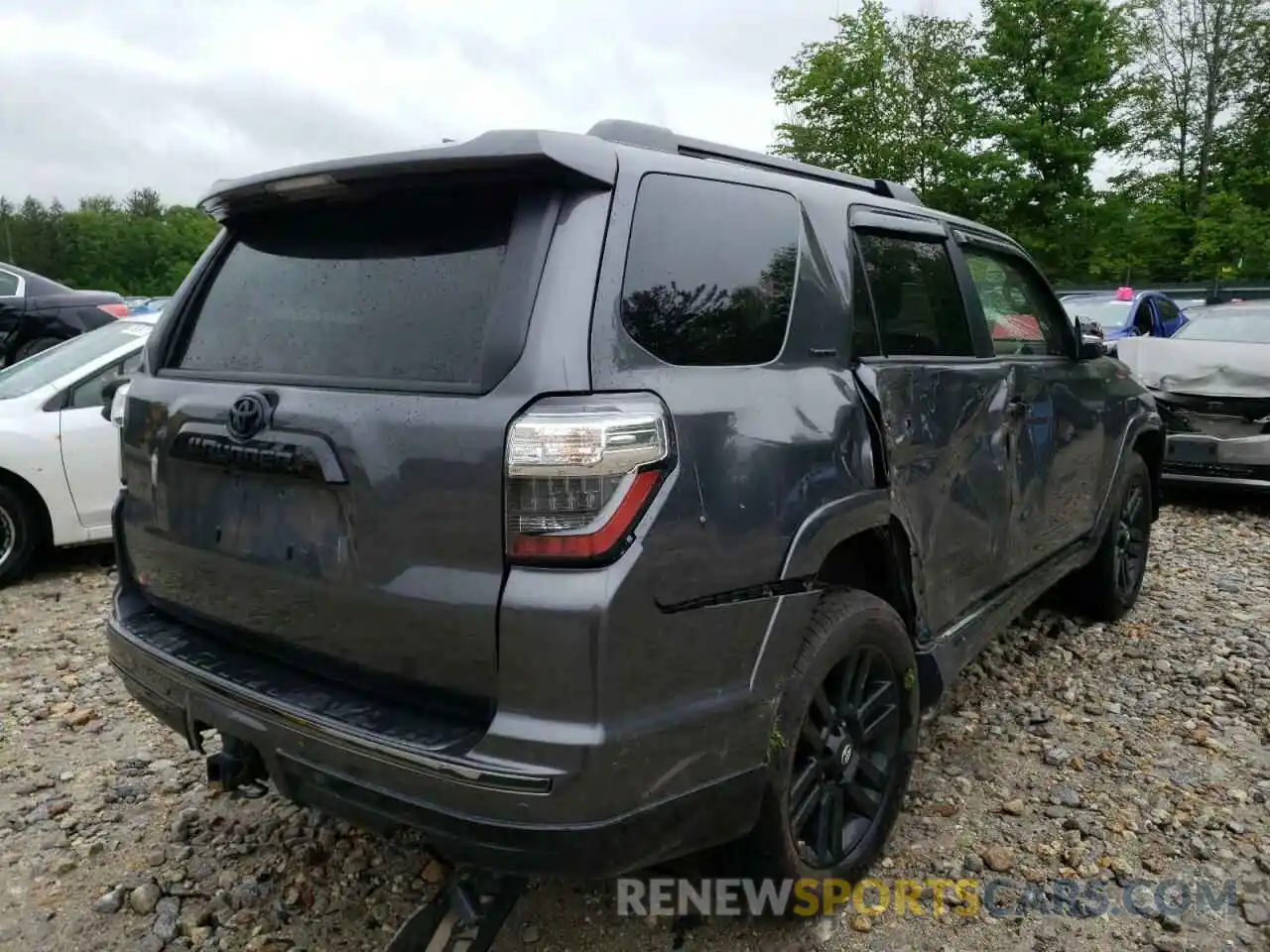 4 Photograph of a damaged car JTEBU5JR8L5810857 TOYOTA 4RUNNER 2020