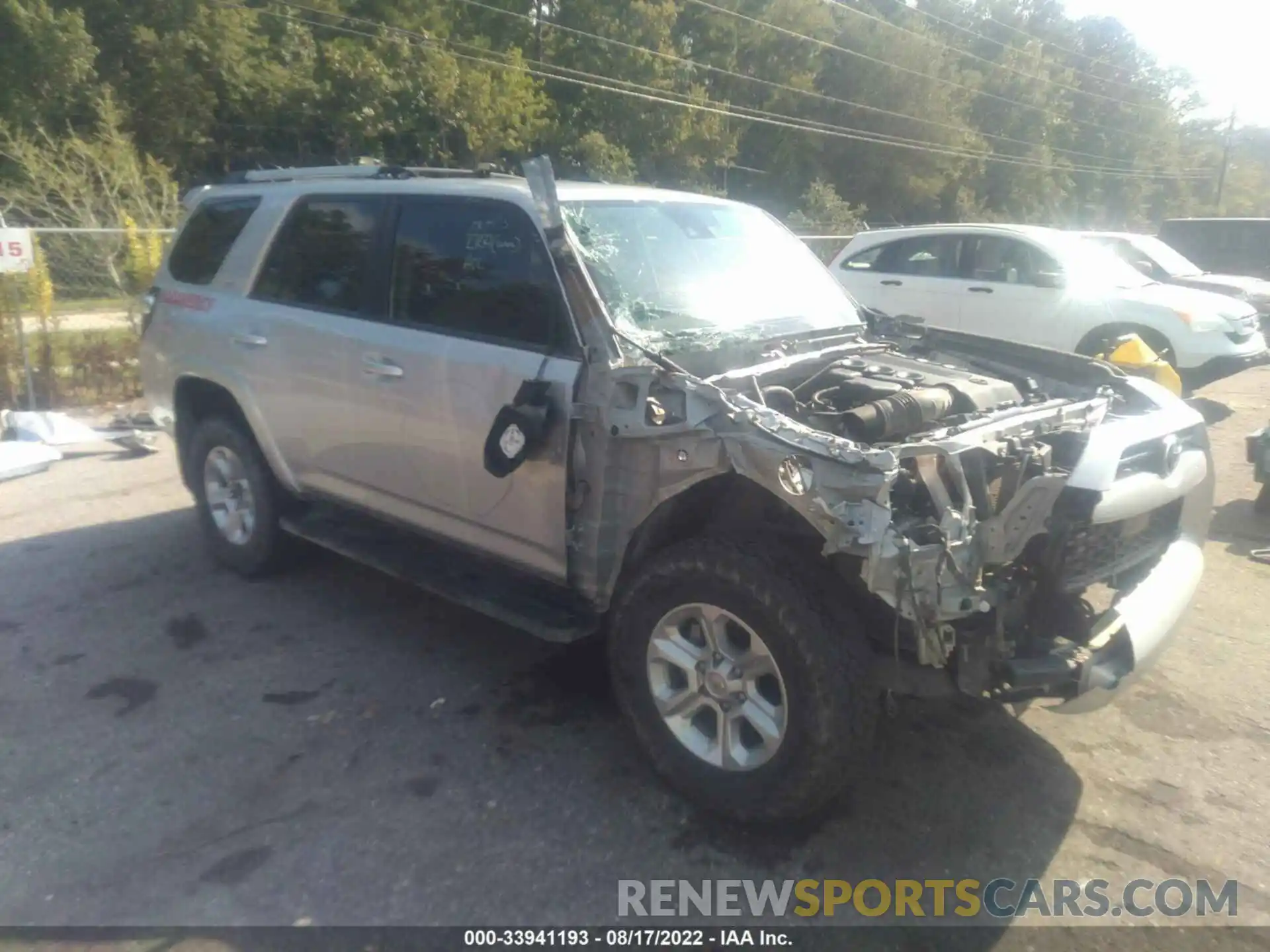 1 Photograph of a damaged car JTEBU5JR8L5817209 TOYOTA 4RUNNER 2020