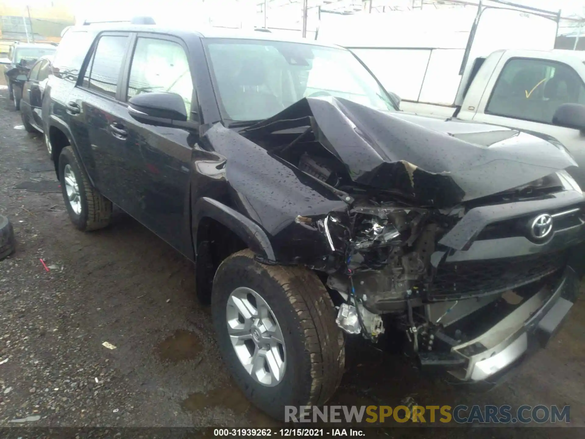 1 Photograph of a damaged car JTEBU5JR8L5820093 TOYOTA 4RUNNER 2020