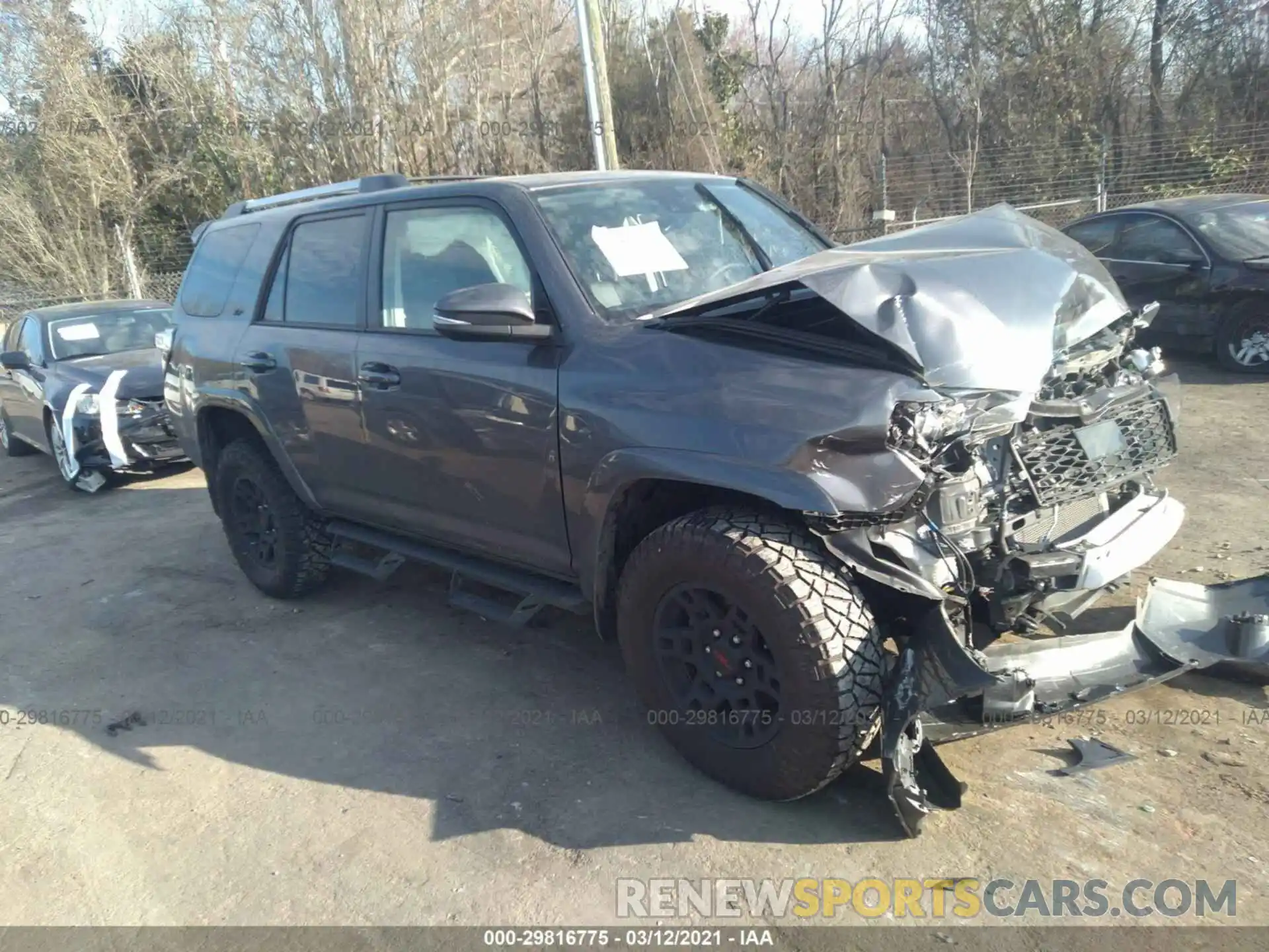 1 Photograph of a damaged car JTEBU5JR8L5823950 TOYOTA 4RUNNER 2020