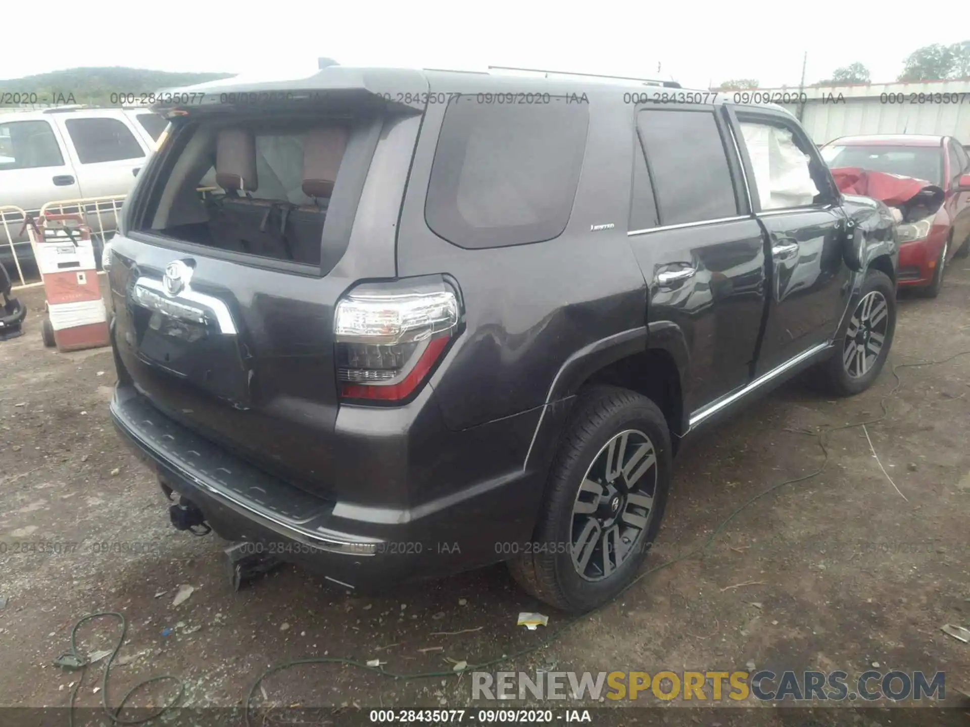 4 Фотография поврежденного автомобиля JTEBU5JR8L5831594 TOYOTA 4RUNNER 2020