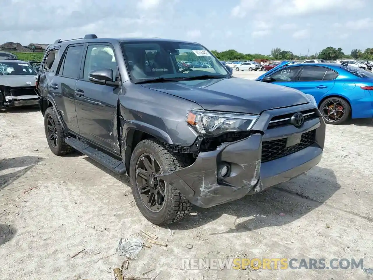 1 Photograph of a damaged car JTEBU5JR8L5832132 TOYOTA 4RUNNER 2020