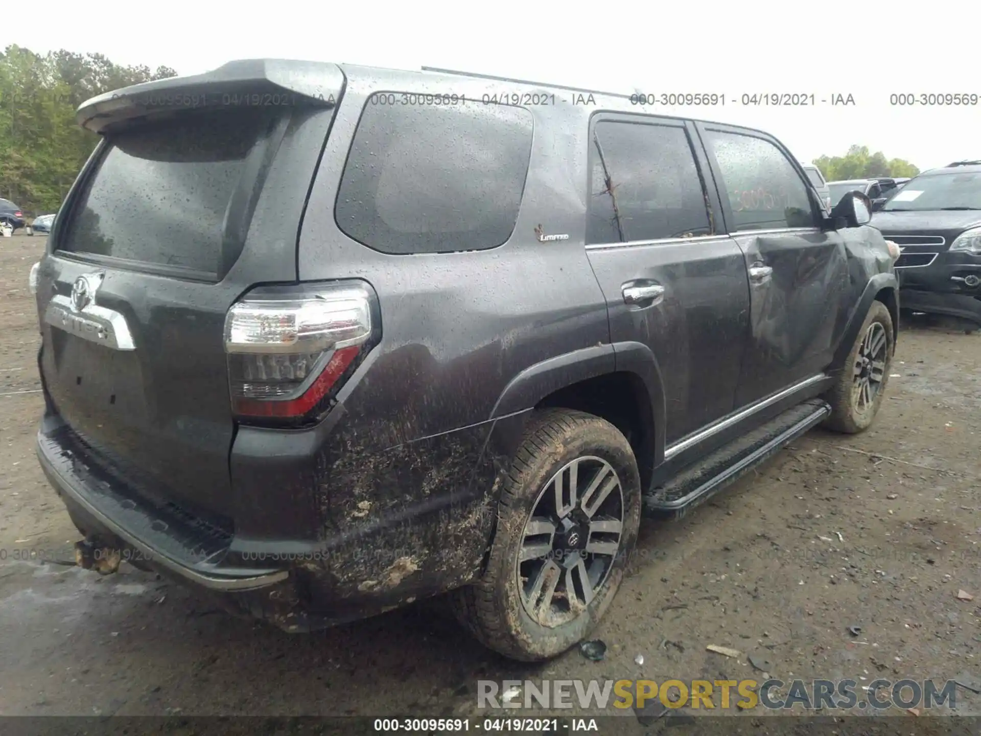 4 Фотография поврежденного автомобиля JTEBU5JR9L5738826 TOYOTA 4RUNNER 2020