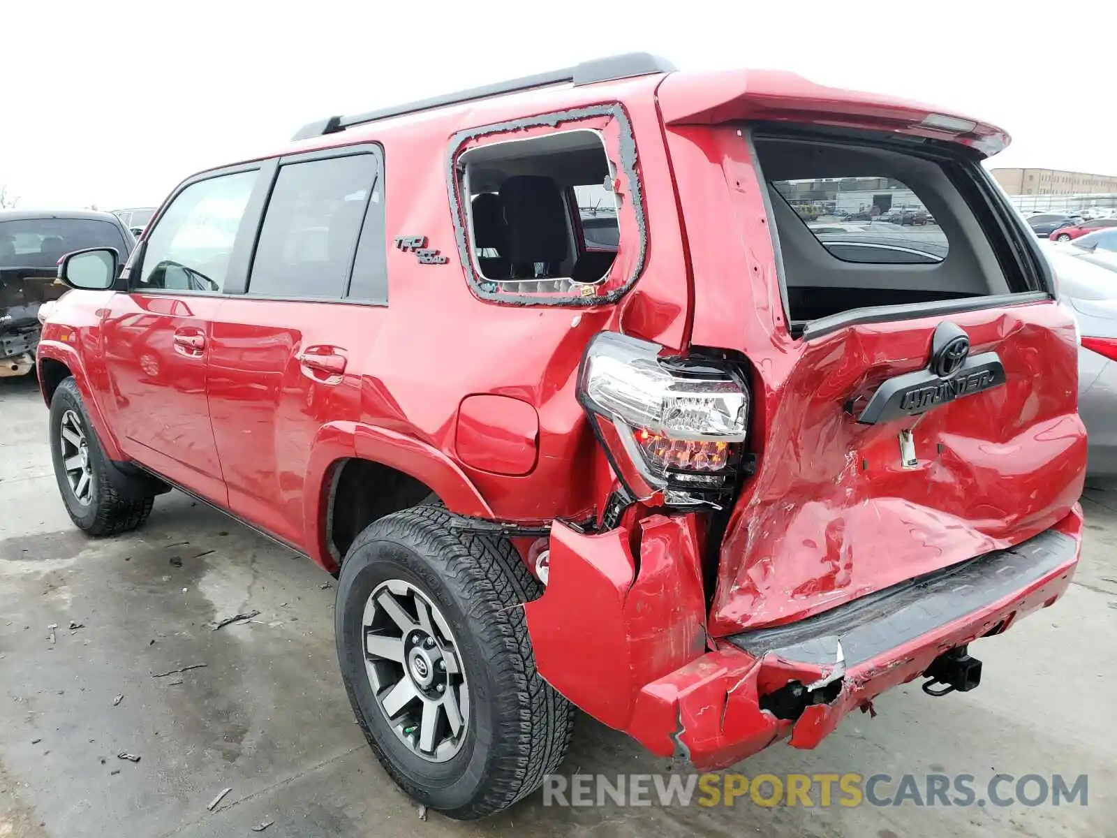 3 Фотография поврежденного автомобиля JTEBU5JR9L5741175 TOYOTA 4RUNNER 2020