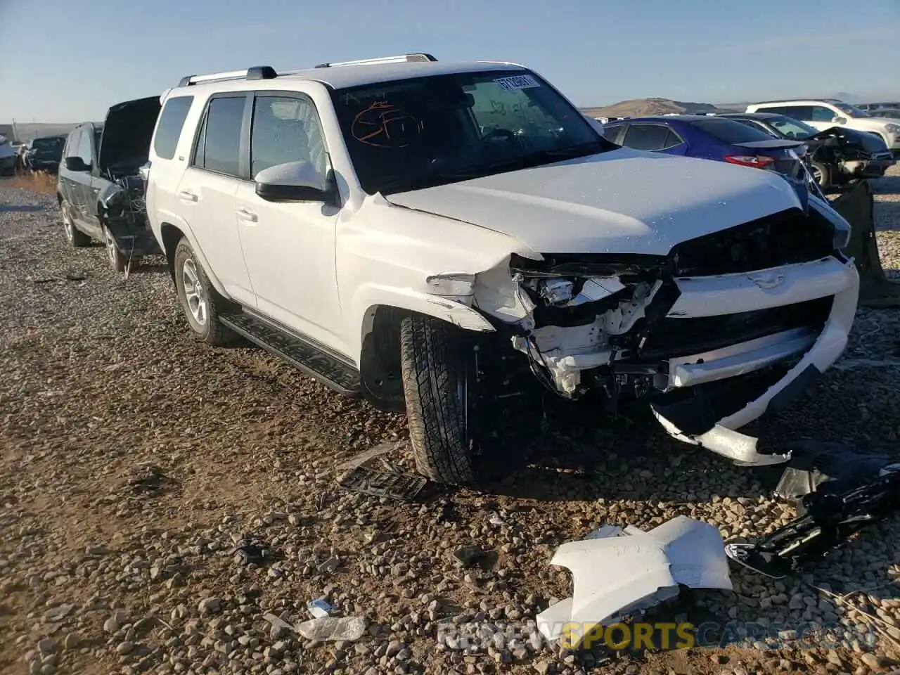 1 Photograph of a damaged car JTEBU5JR9L5743928 TOYOTA 4RUNNER 2020