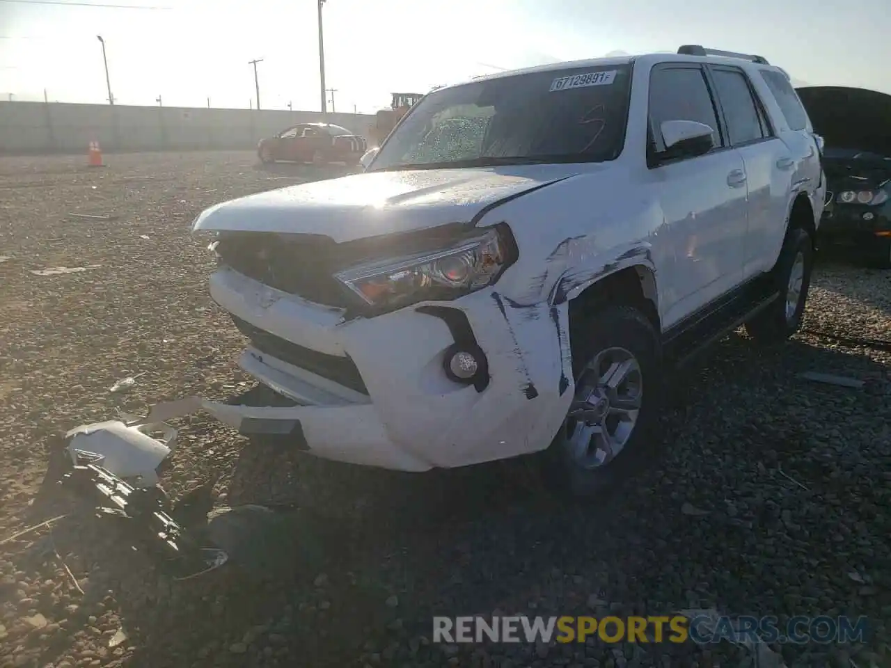 2 Photograph of a damaged car JTEBU5JR9L5743928 TOYOTA 4RUNNER 2020