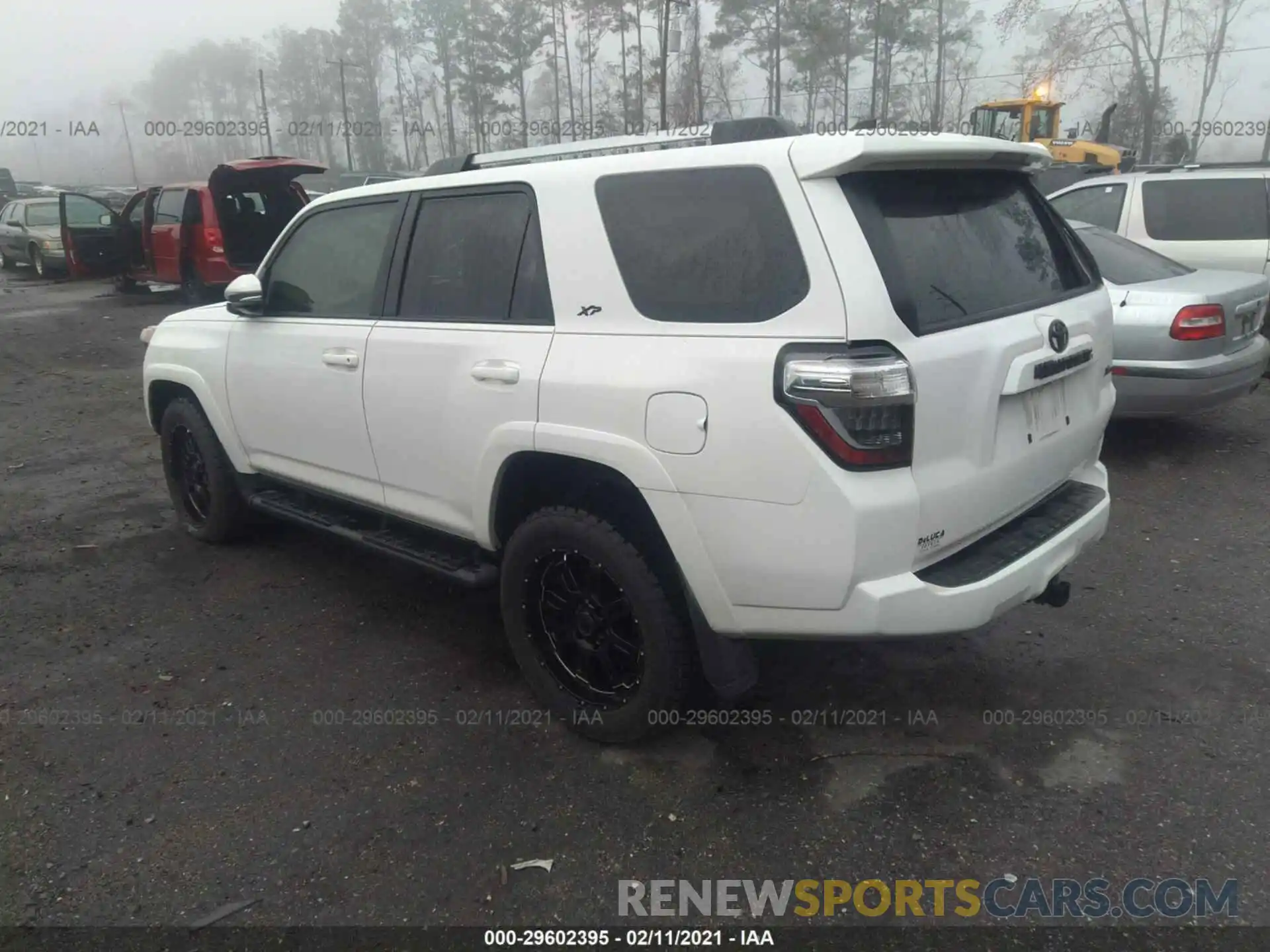 3 Photograph of a damaged car JTEBU5JR9L5751544 TOYOTA 4RUNNER 2020