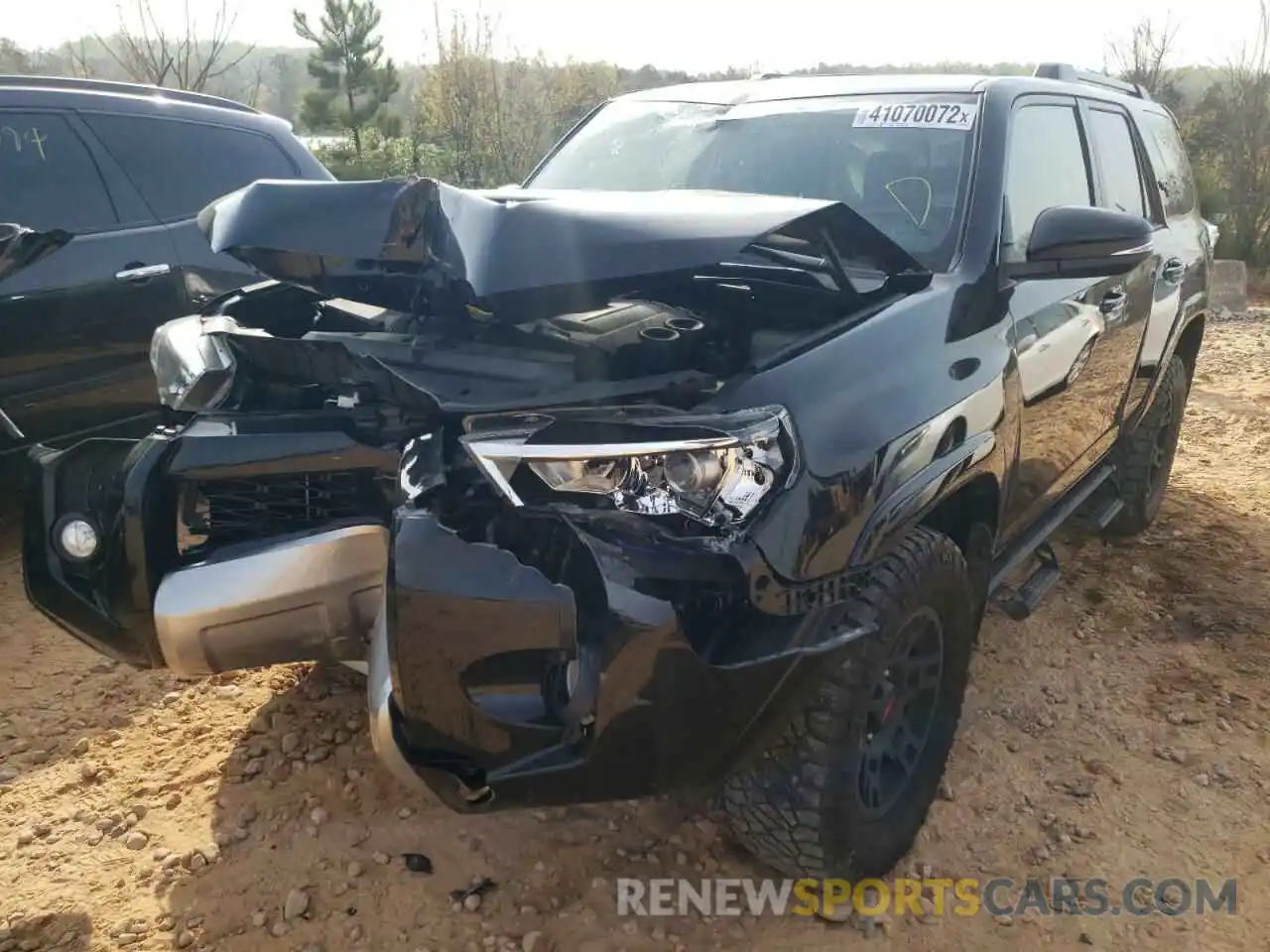 2 Photograph of a damaged car JTEBU5JR9L5757859 TOYOTA 4RUNNER 2020