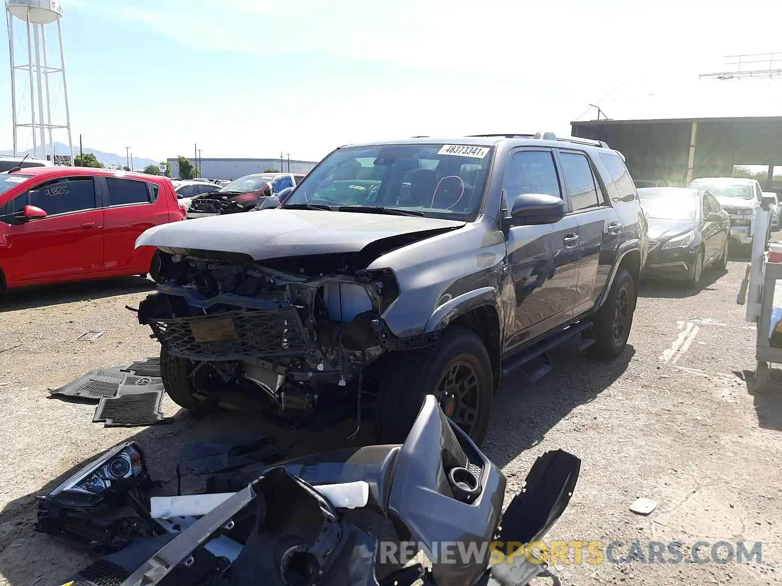 2 Photograph of a damaged car JTEBU5JR9L5771924 TOYOTA 4RUNNER 2020