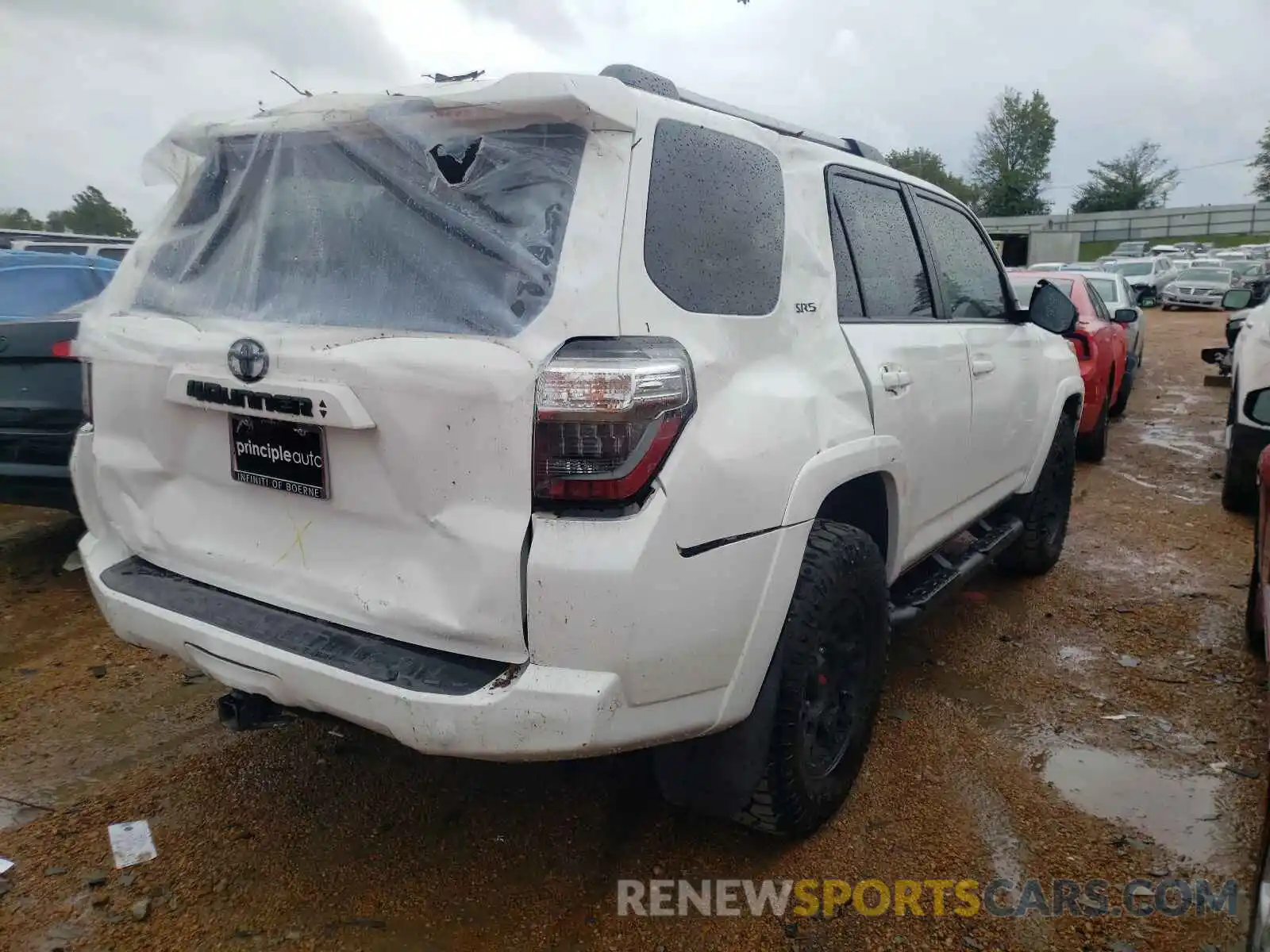 4 Photograph of a damaged car JTEBU5JR9L5772068 TOYOTA 4RUNNER 2020