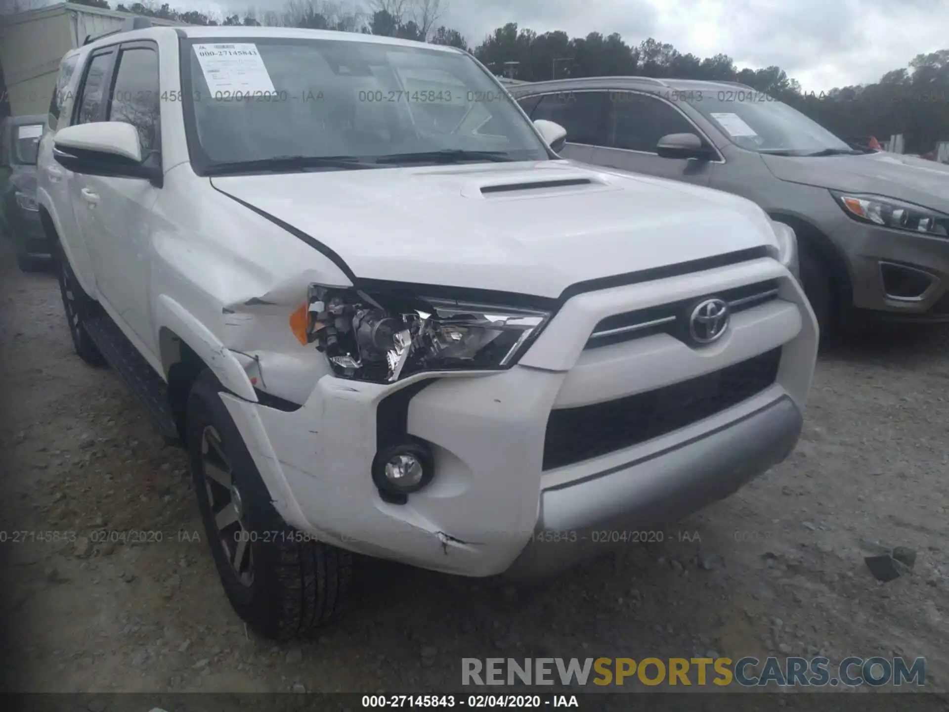 6 Photograph of a damaged car JTEBU5JR9L5774869 TOYOTA 4RUNNER 2020