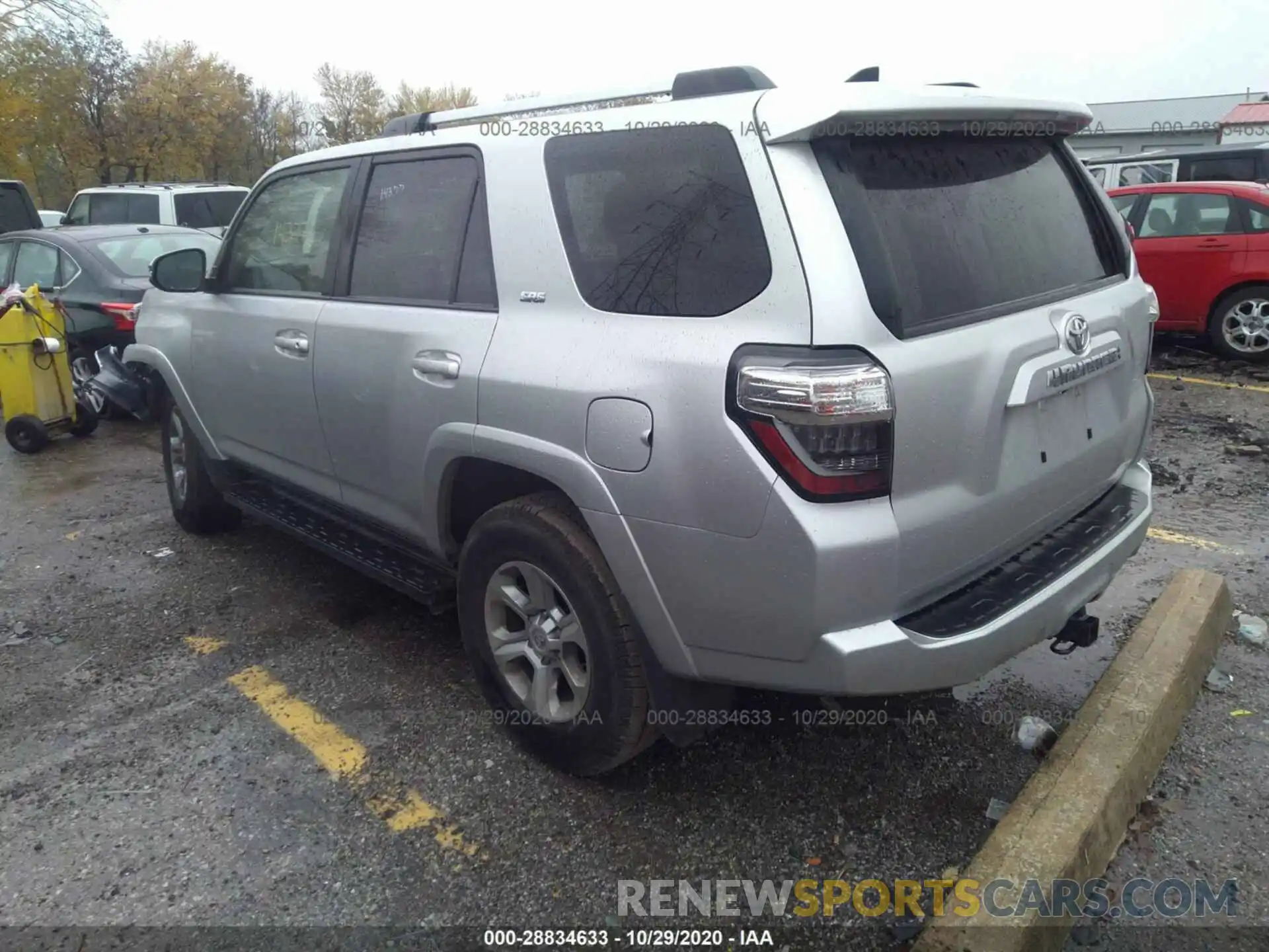 3 Photograph of a damaged car JTEBU5JR9L5775634 TOYOTA 4RUNNER 2020