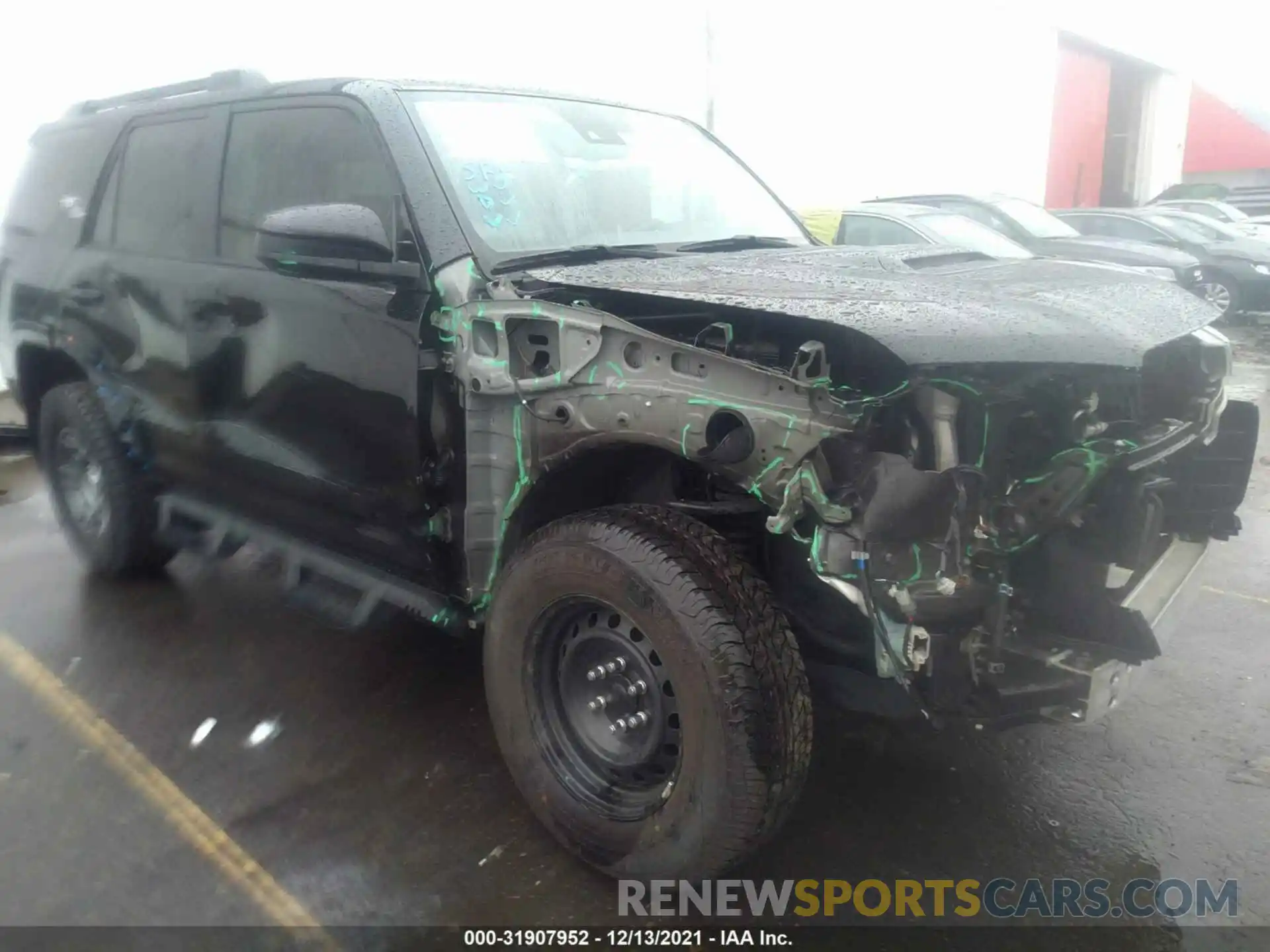 1 Photograph of a damaged car JTEBU5JR9L5776153 TOYOTA 4RUNNER 2020