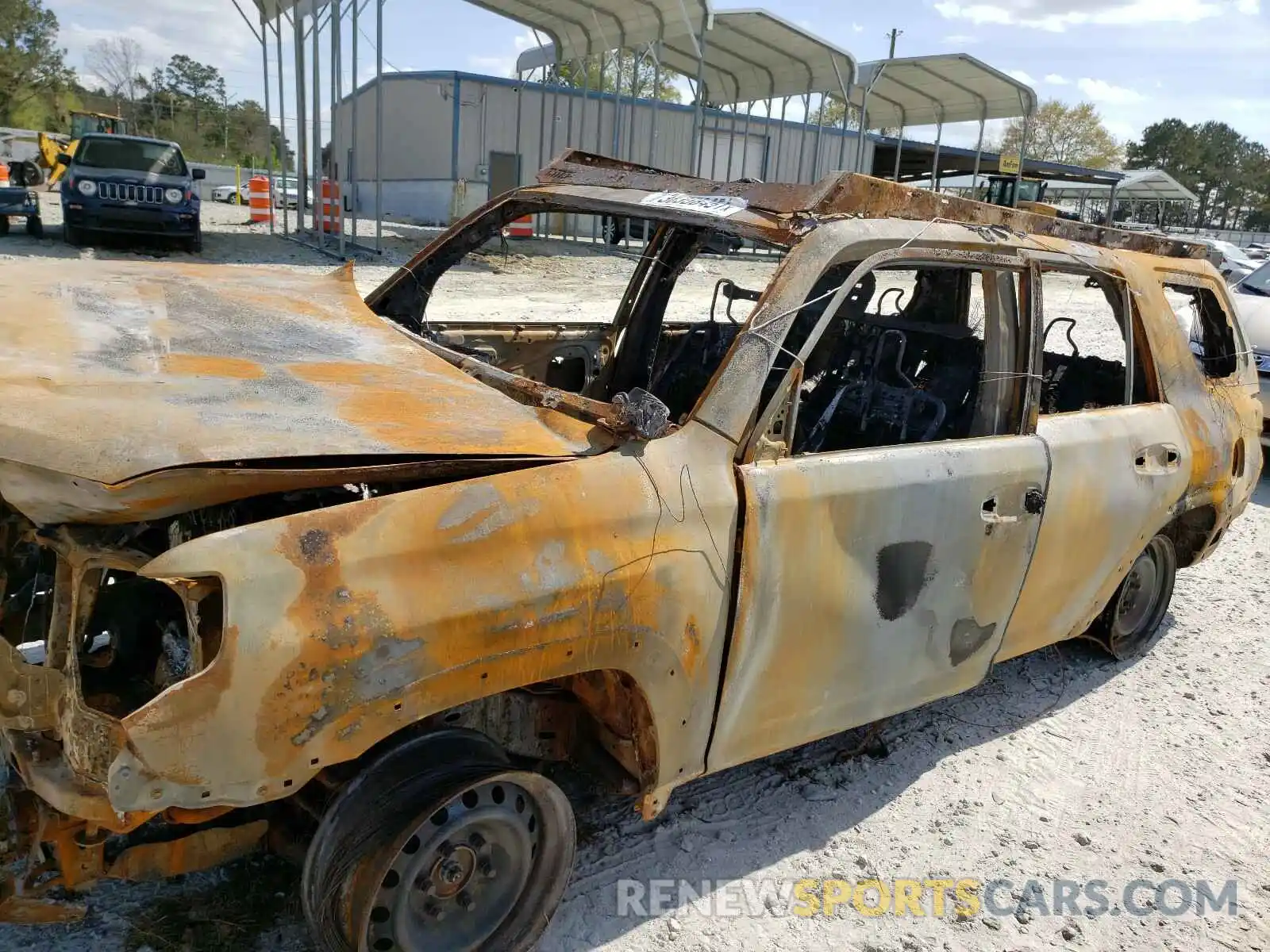 10 Photograph of a damaged car JTEBU5JR9L5783362 TOYOTA 4RUNNER 2020