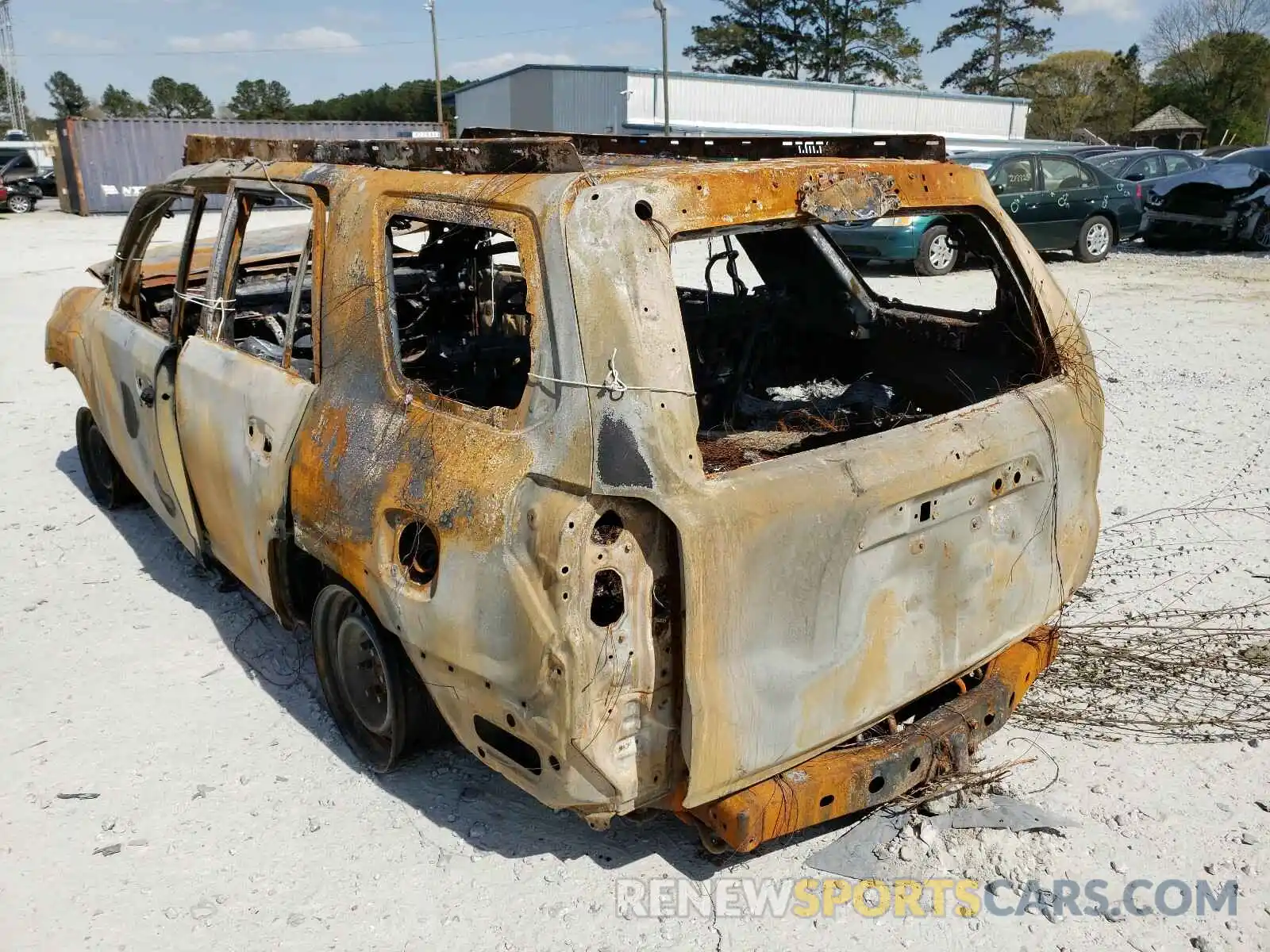 3 Photograph of a damaged car JTEBU5JR9L5783362 TOYOTA 4RUNNER 2020