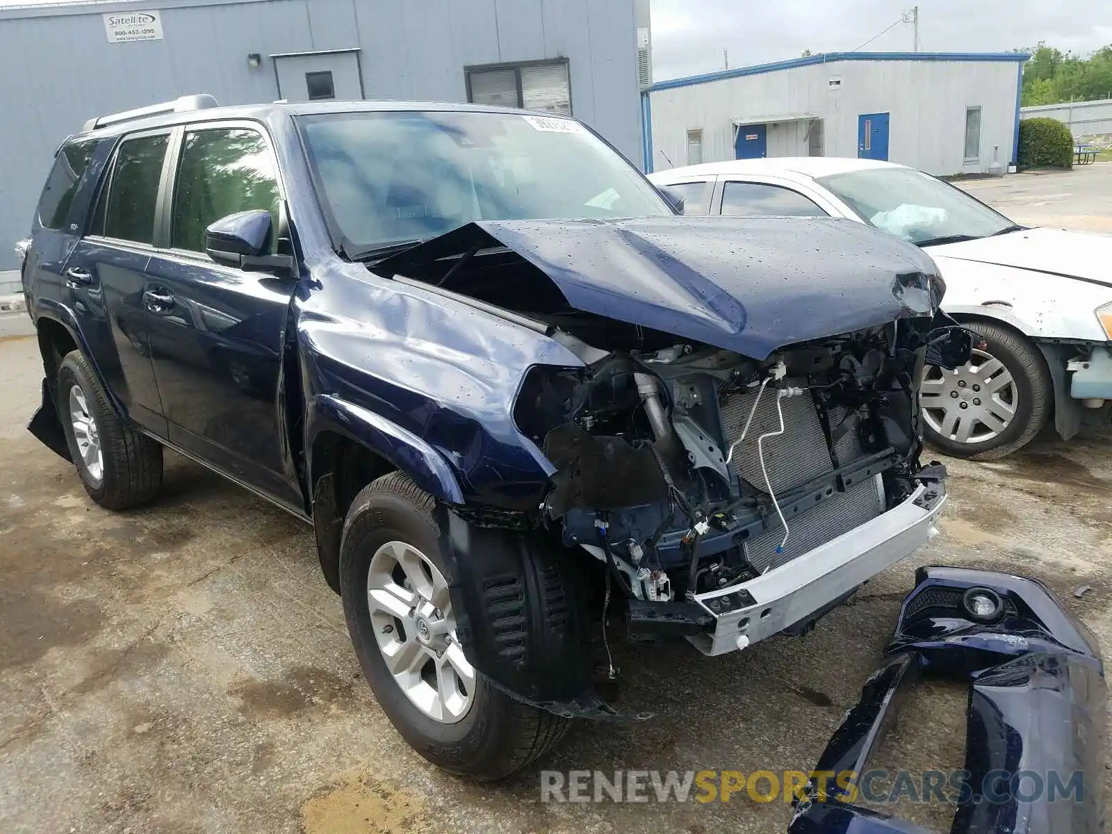 1 Photograph of a damaged car JTEBU5JR9L5783779 TOYOTA 4RUNNER 2020