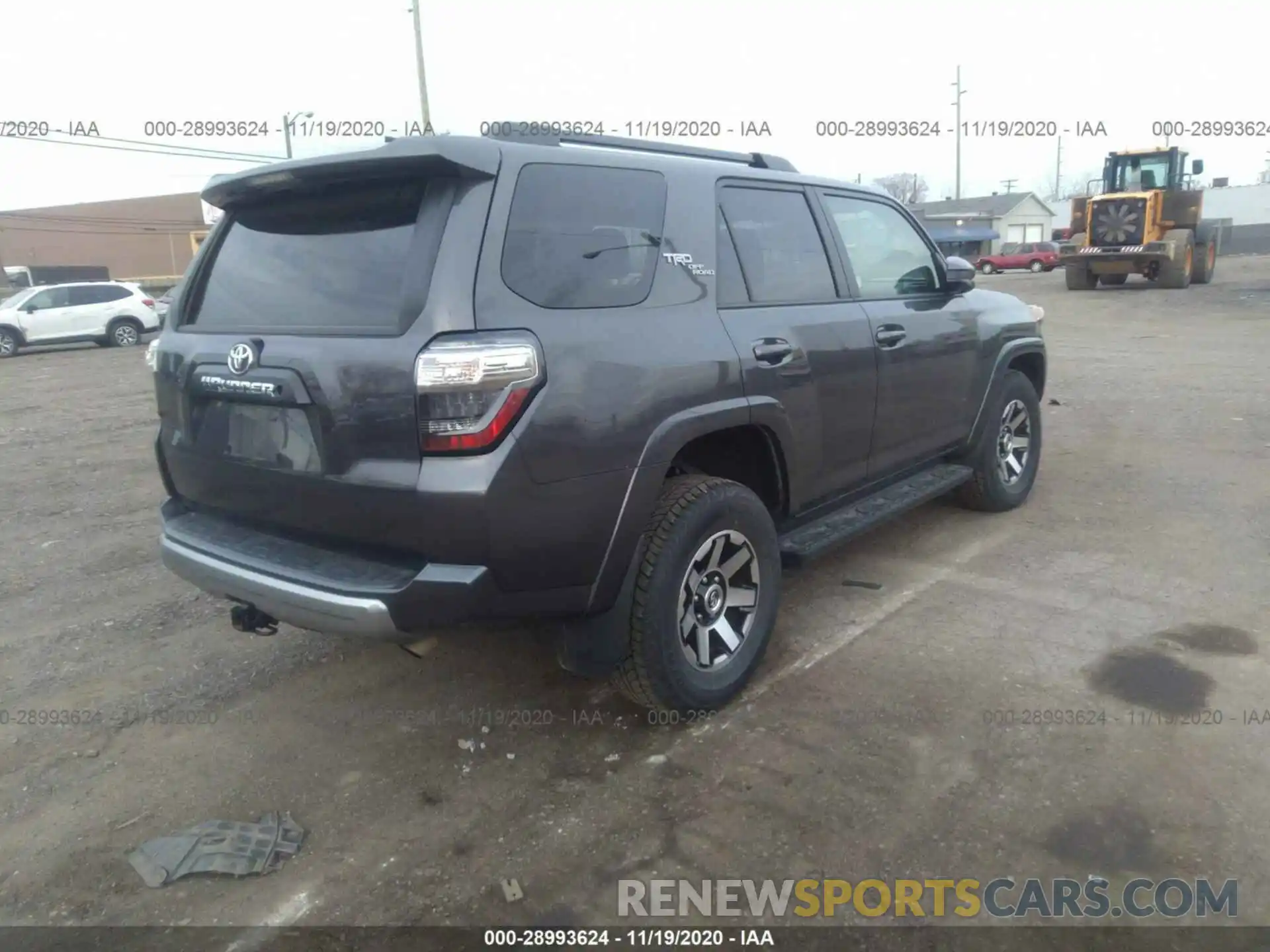 4 Photograph of a damaged car JTEBU5JR9L5788254 TOYOTA 4RUNNER 2020