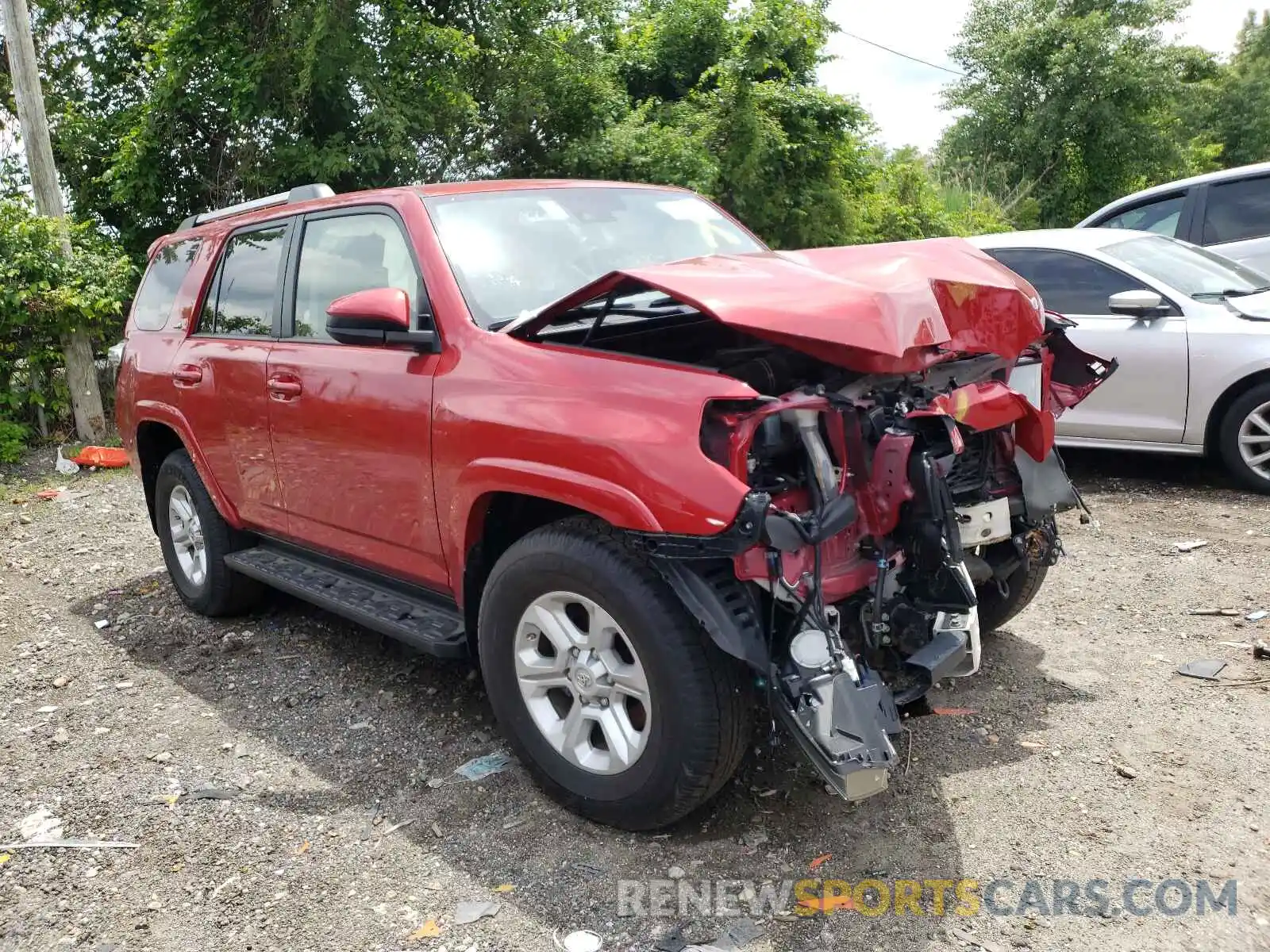 1 Photograph of a damaged car JTEBU5JR9L5789565 TOYOTA 4RUNNER 2020