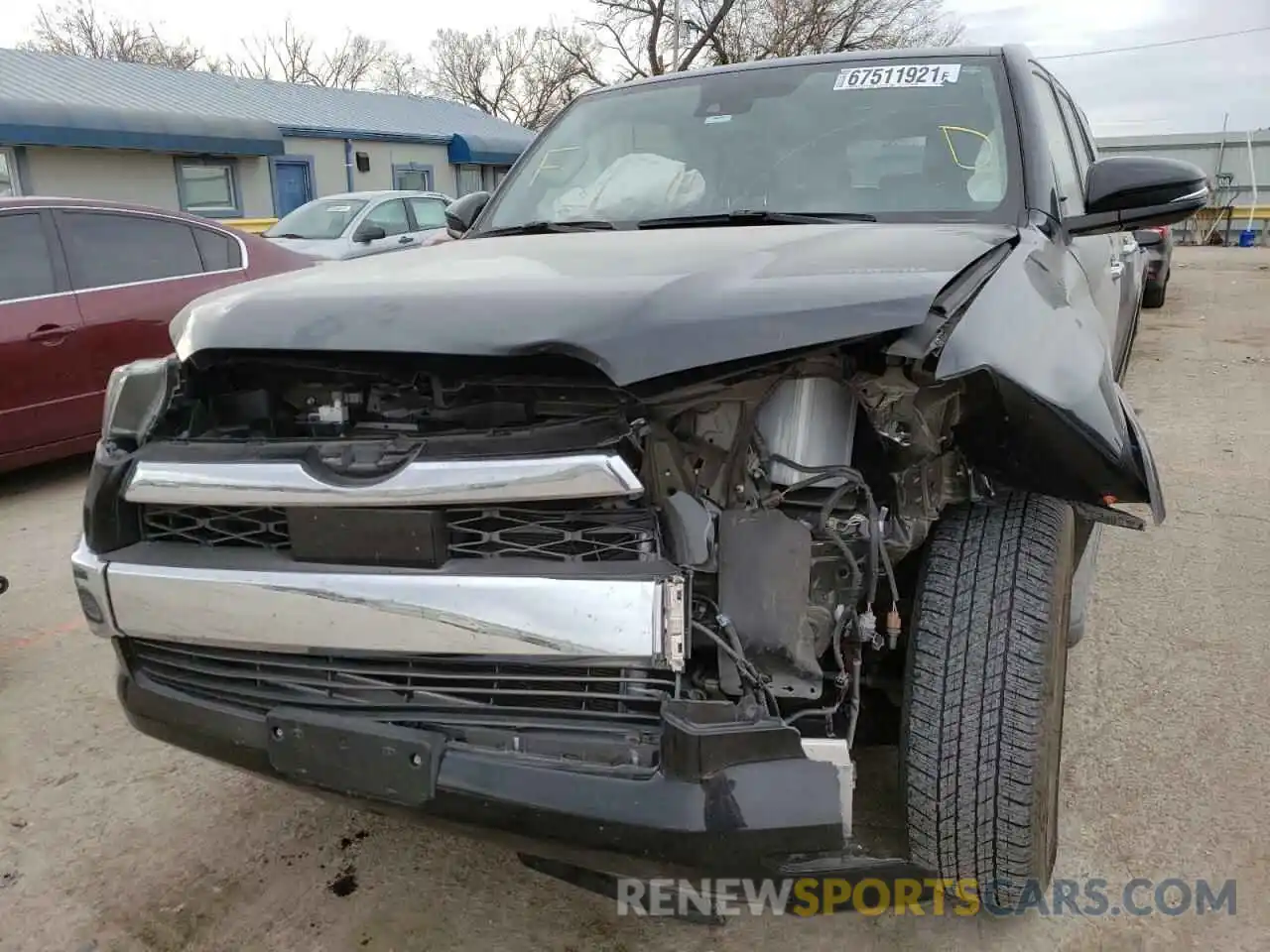 9 Photograph of a damaged car JTEBU5JR9L5792997 TOYOTA 4RUNNER 2020