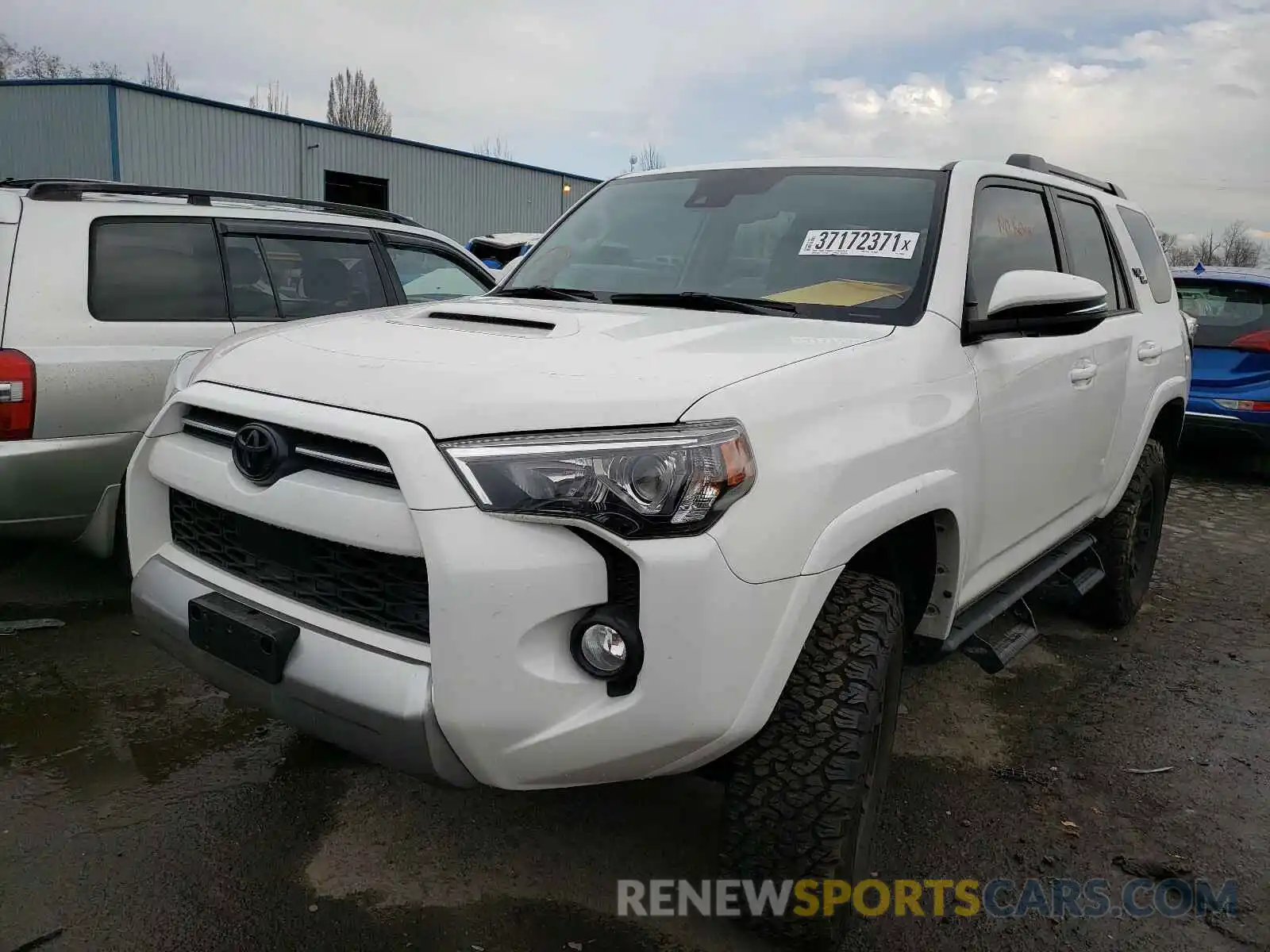 2 Фотография поврежденного автомобиля JTEBU5JR9L5793289 TOYOTA 4RUNNER 2020