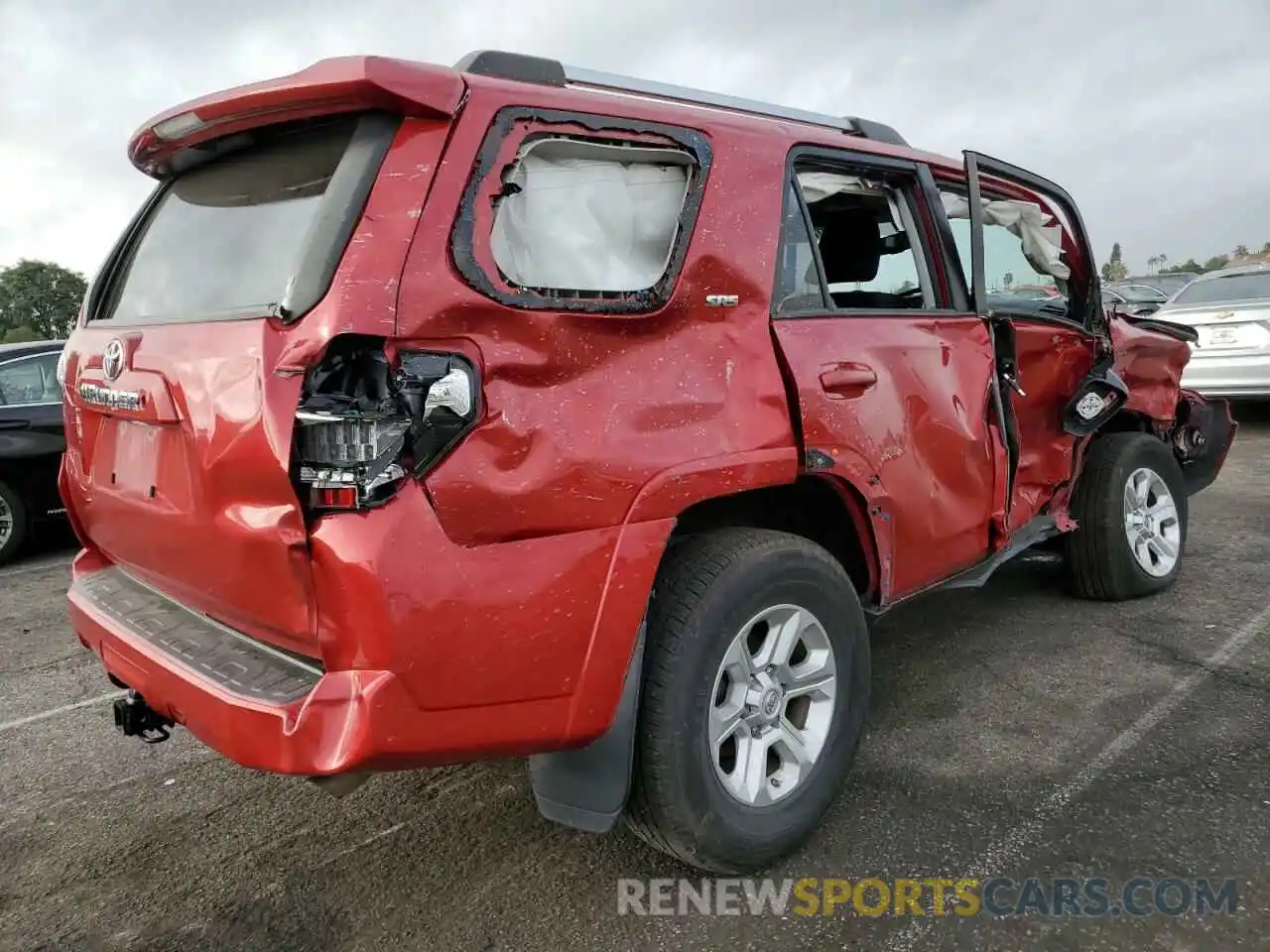 3 Photograph of a damaged car JTEBU5JR9L5794040 TOYOTA 4RUNNER 2020