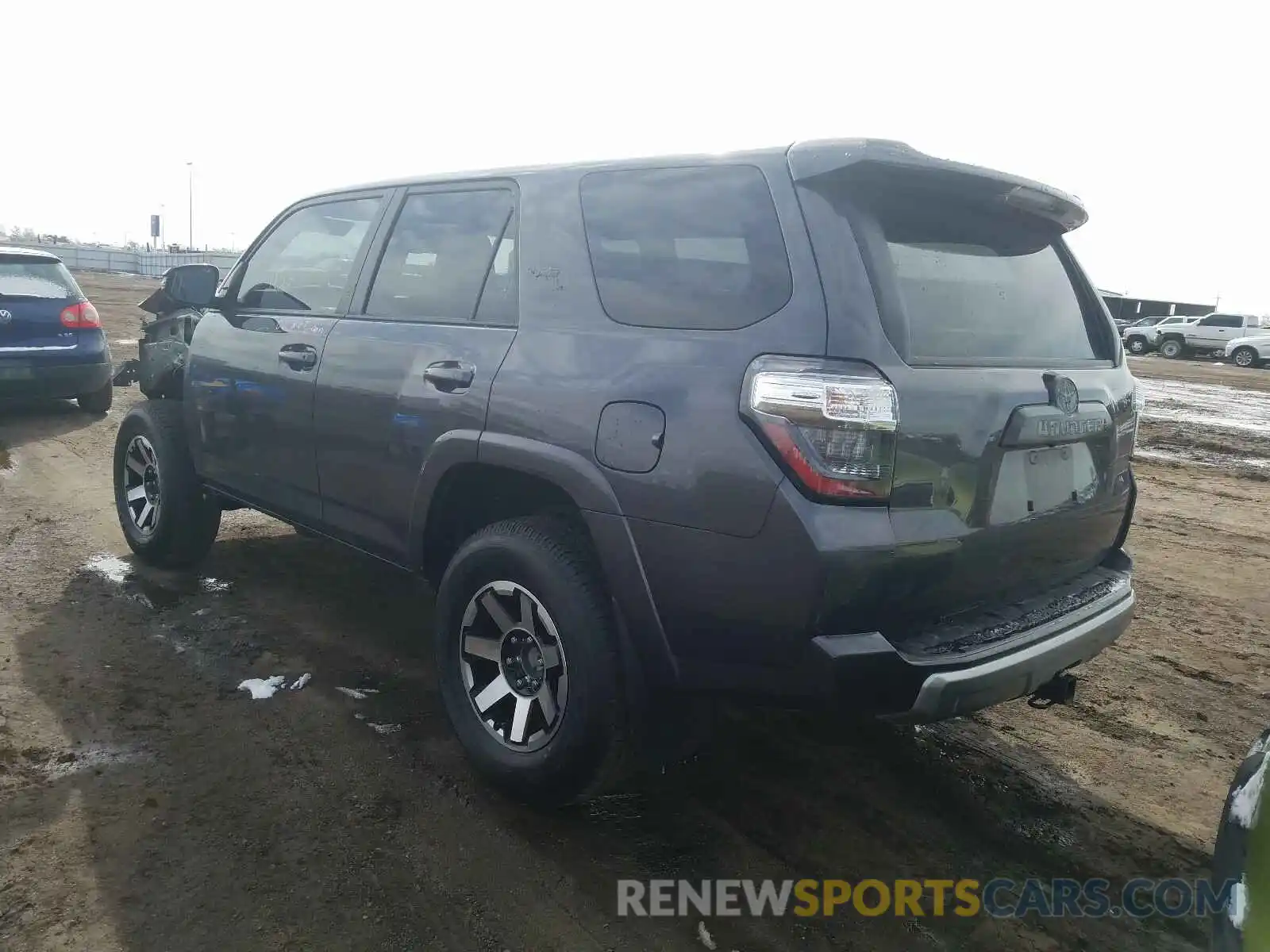 3 Фотография поврежденного автомобиля JTEBU5JR9L5798816 TOYOTA 4RUNNER 2020