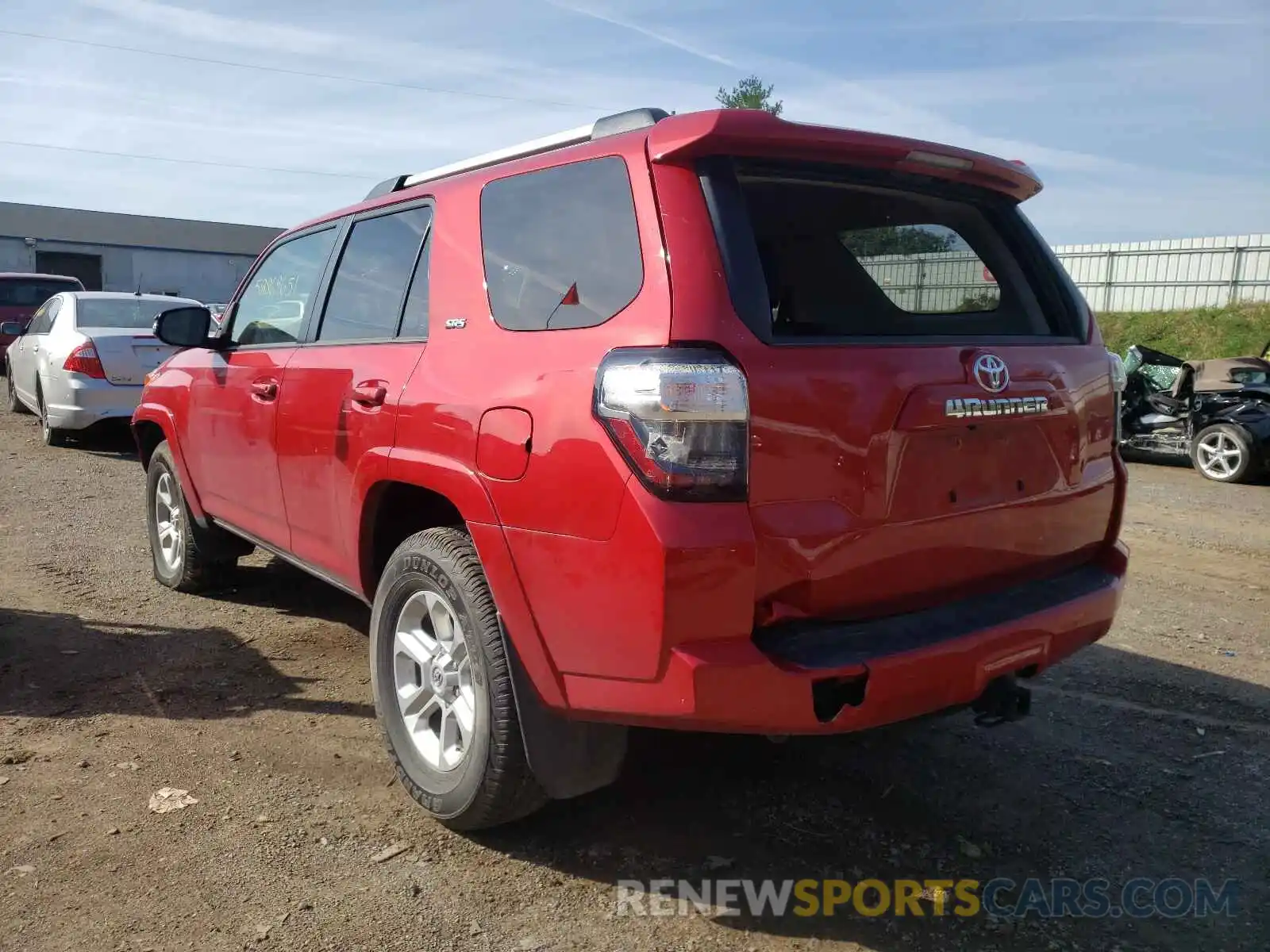 3 Photograph of a damaged car JTEBU5JR9L5806087 TOYOTA 4RUNNER 2020